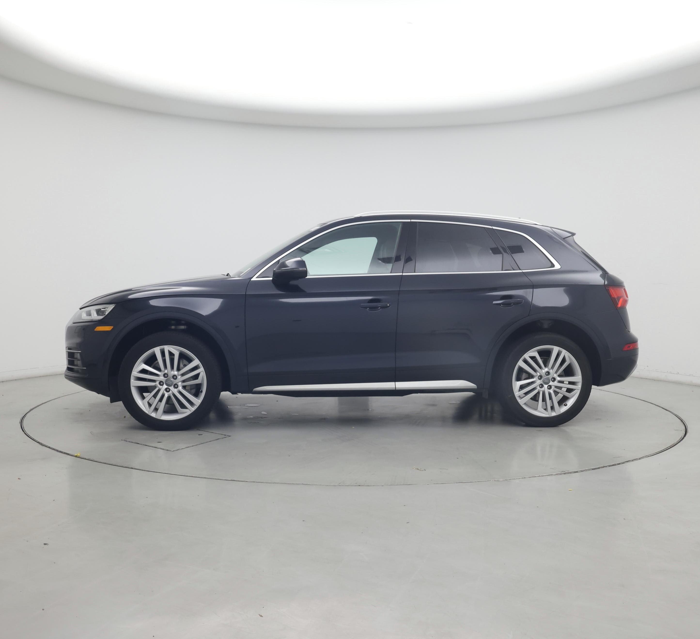 Thumbnail: 2019 Audi Q5 - 3