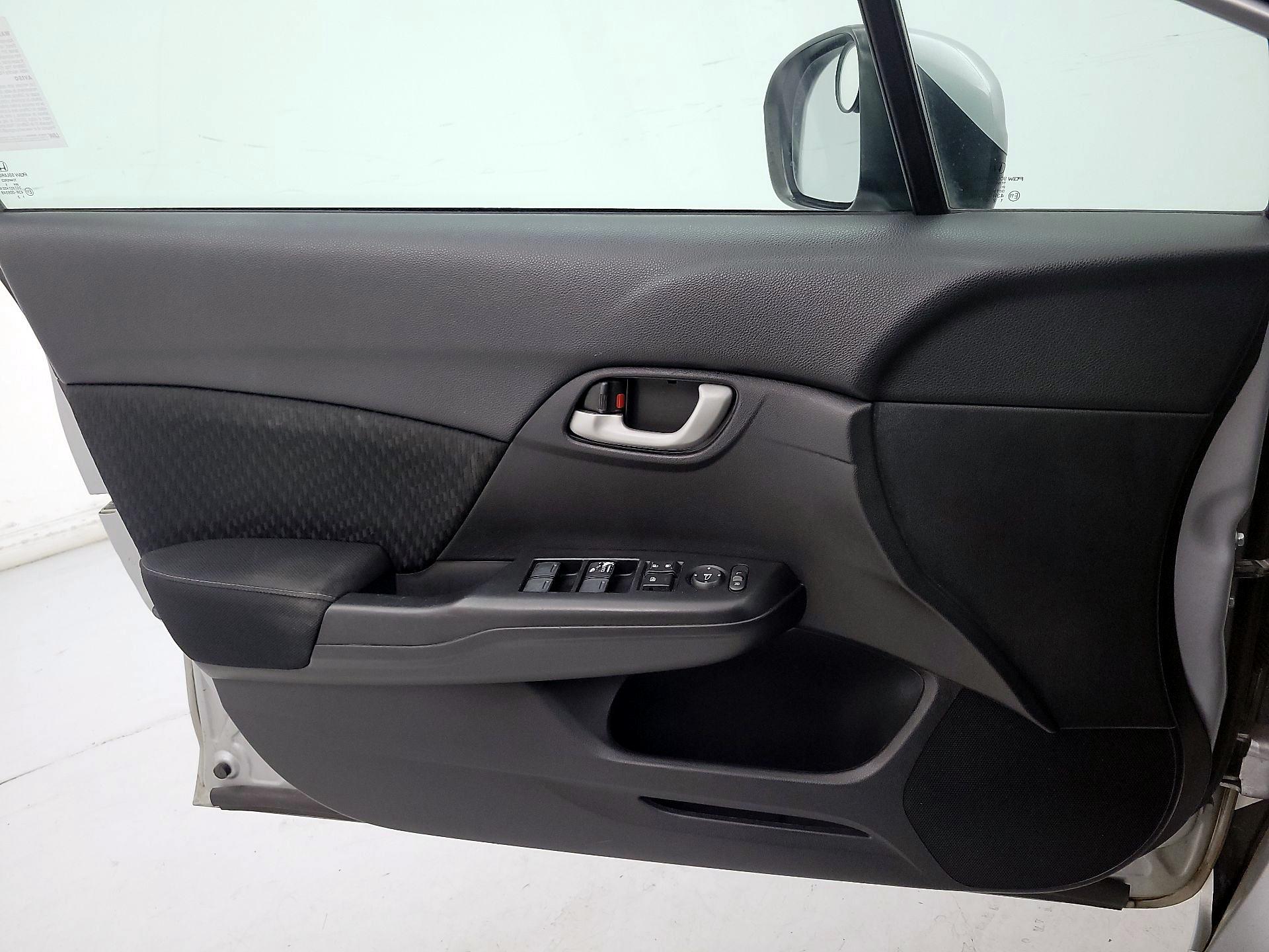 Thumbnail: 2015 Honda Civic - 12