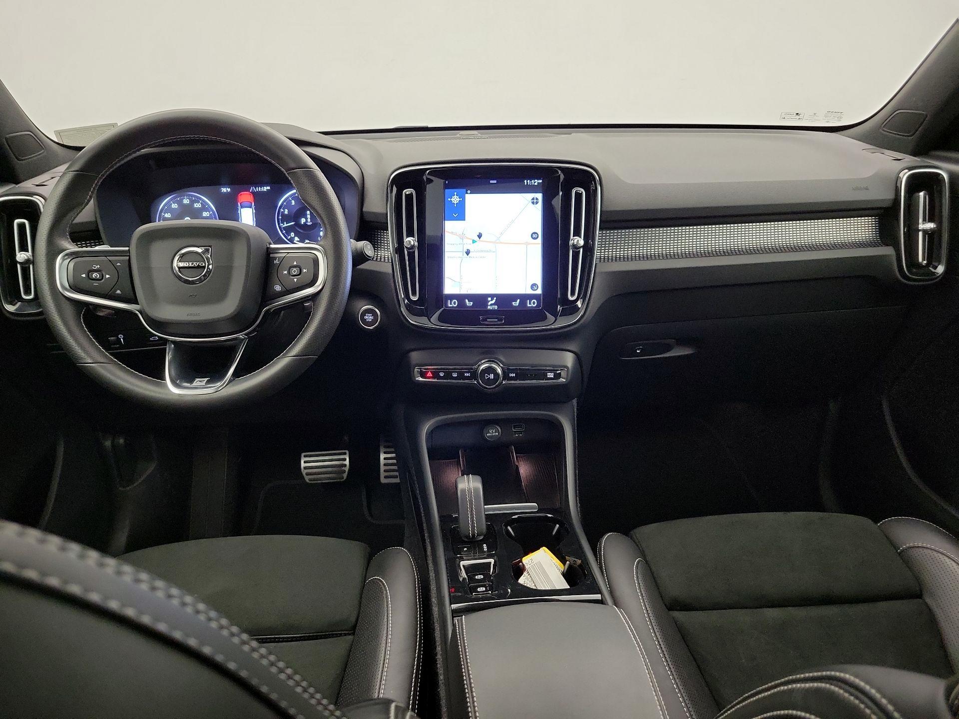 Thumbnail: 2019 Volvo XC40 - 9