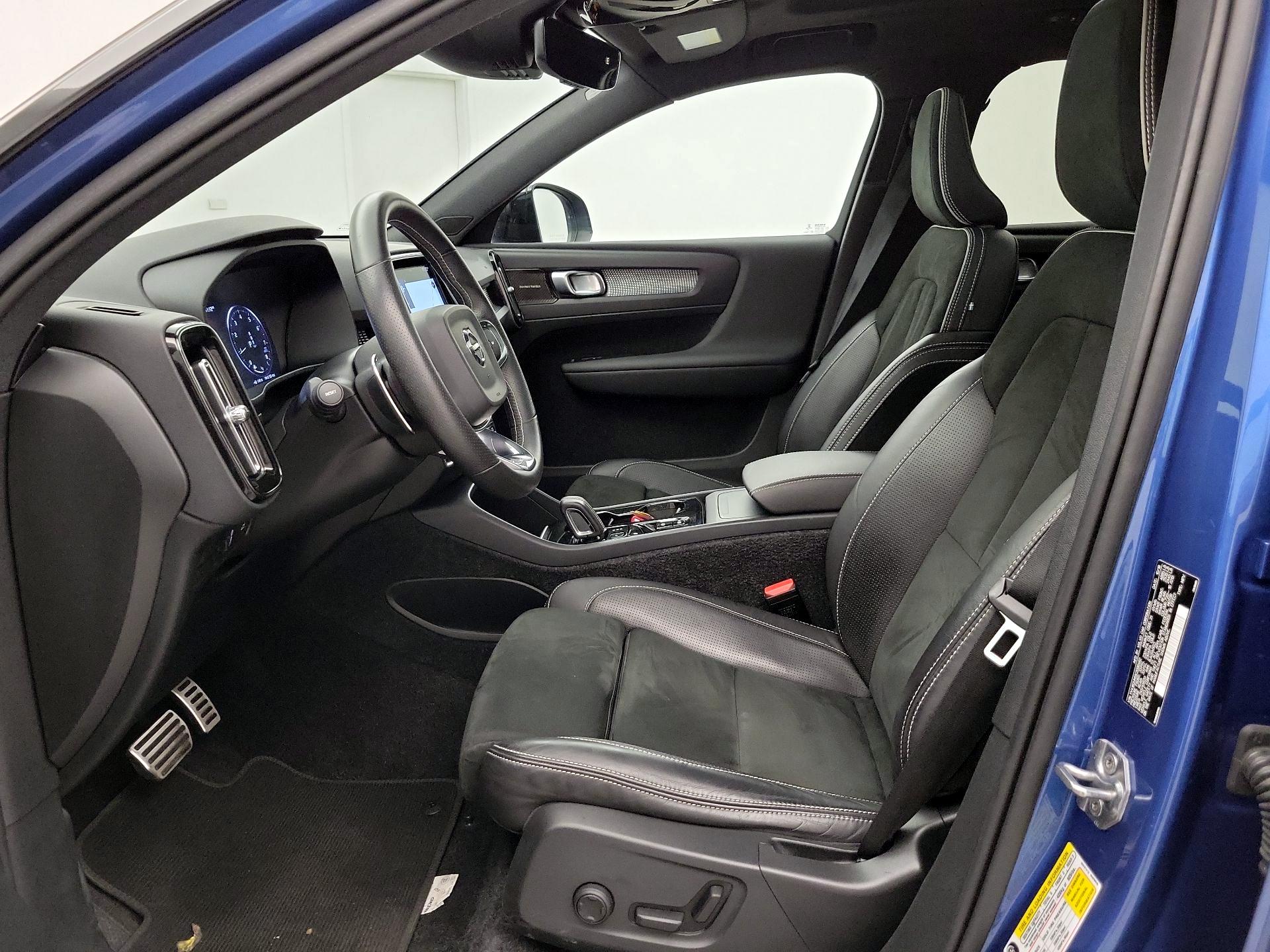 Thumbnail: 2019 Volvo XC40 - 11