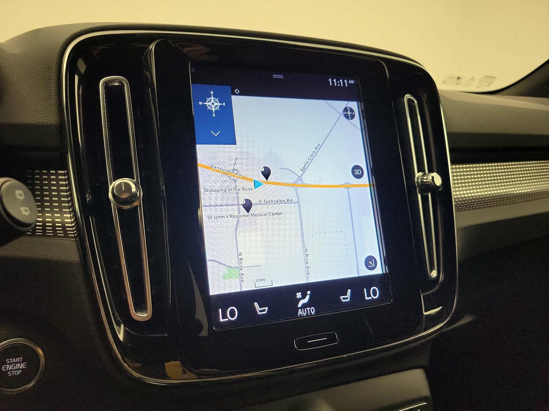 Thumbnail: 2019 Volvo XC40 - 14