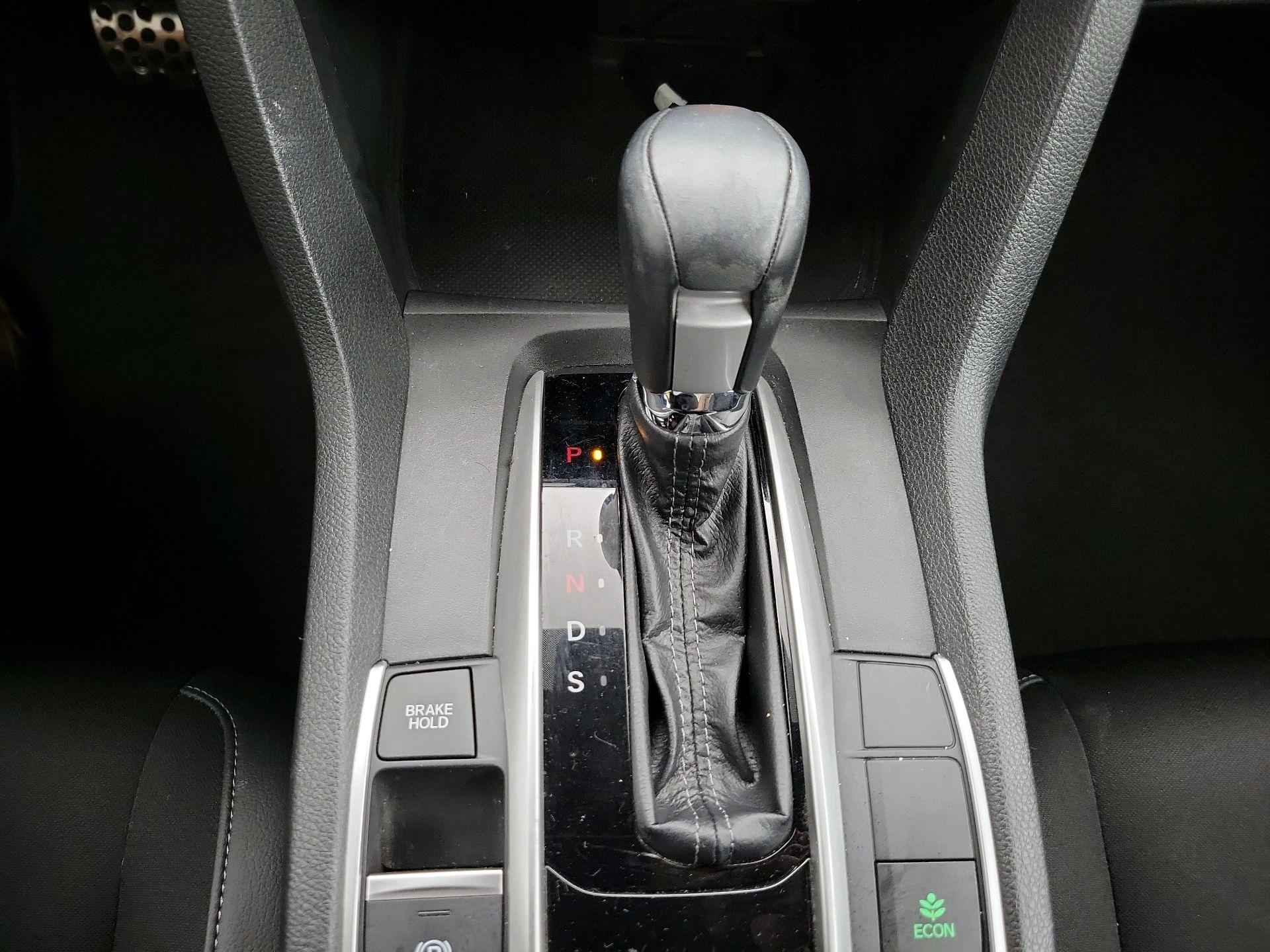 Thumbnail: 2019 Honda Civic - 17
