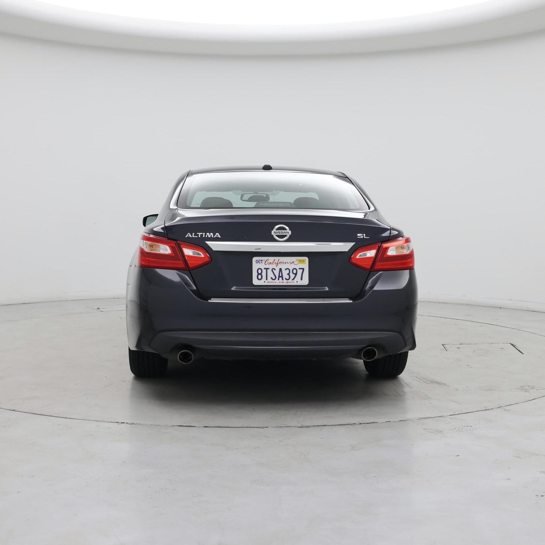 Thumbnail: 2017 Nissan Altima - 6