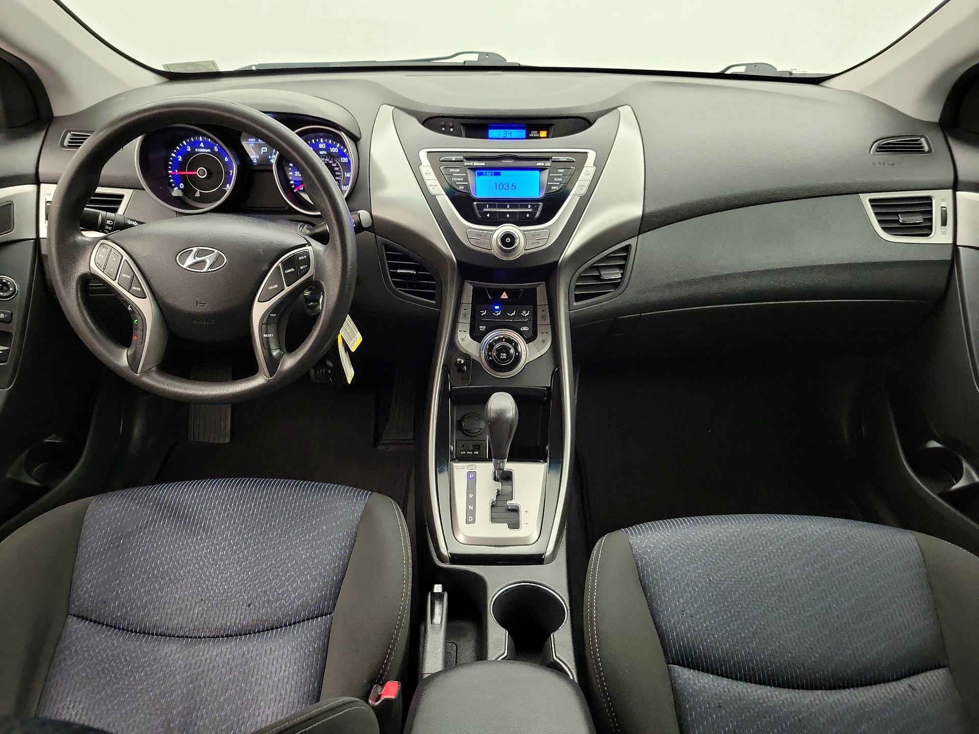 Thumbnail: 2013 Hyundai Elantra - 9