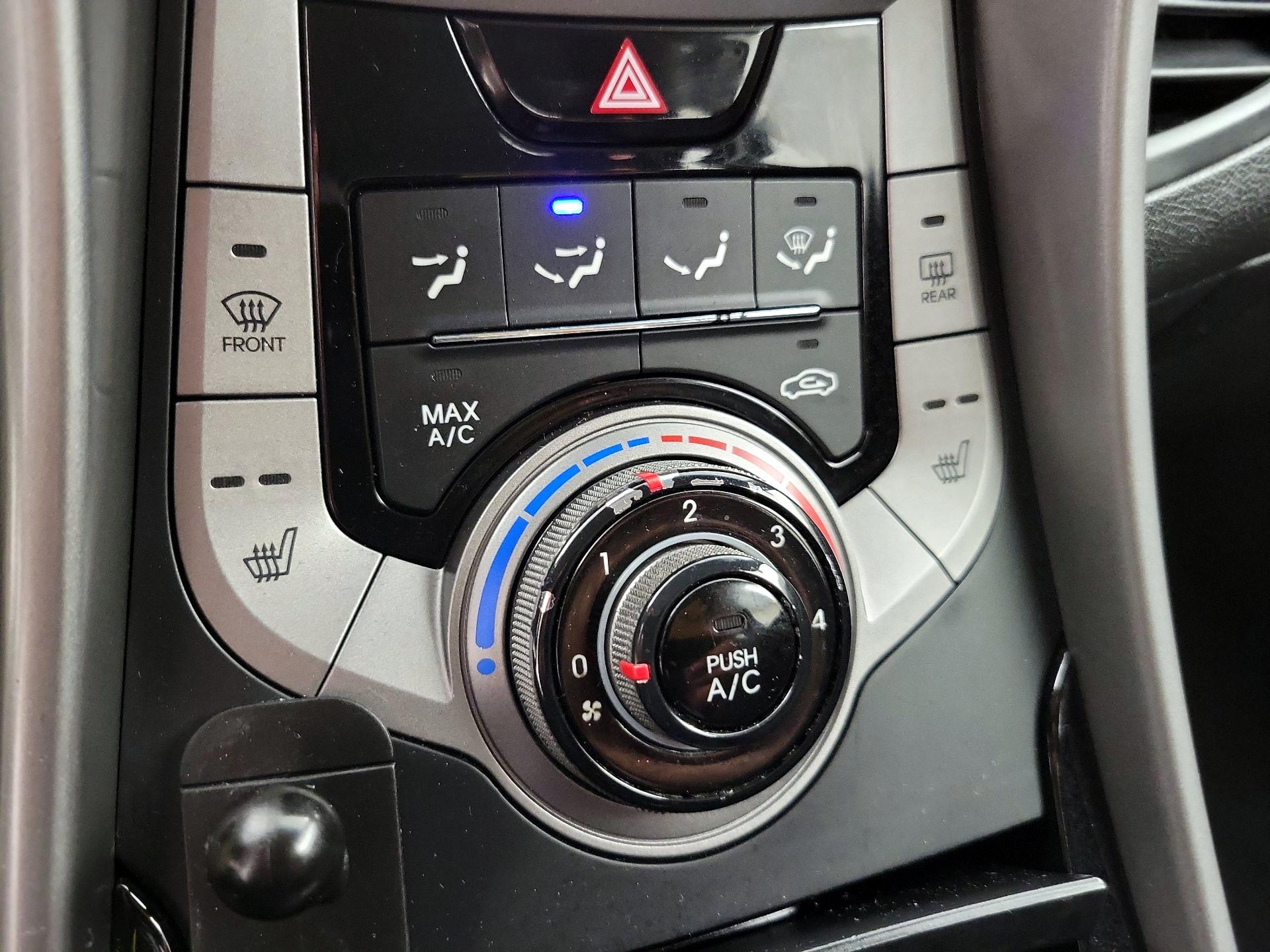 Thumbnail: 2013 Hyundai Elantra - 15