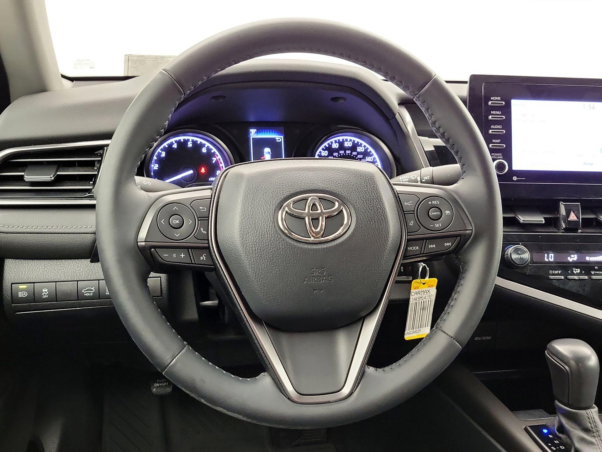 Thumbnail: 2021 Toyota Camry - 10