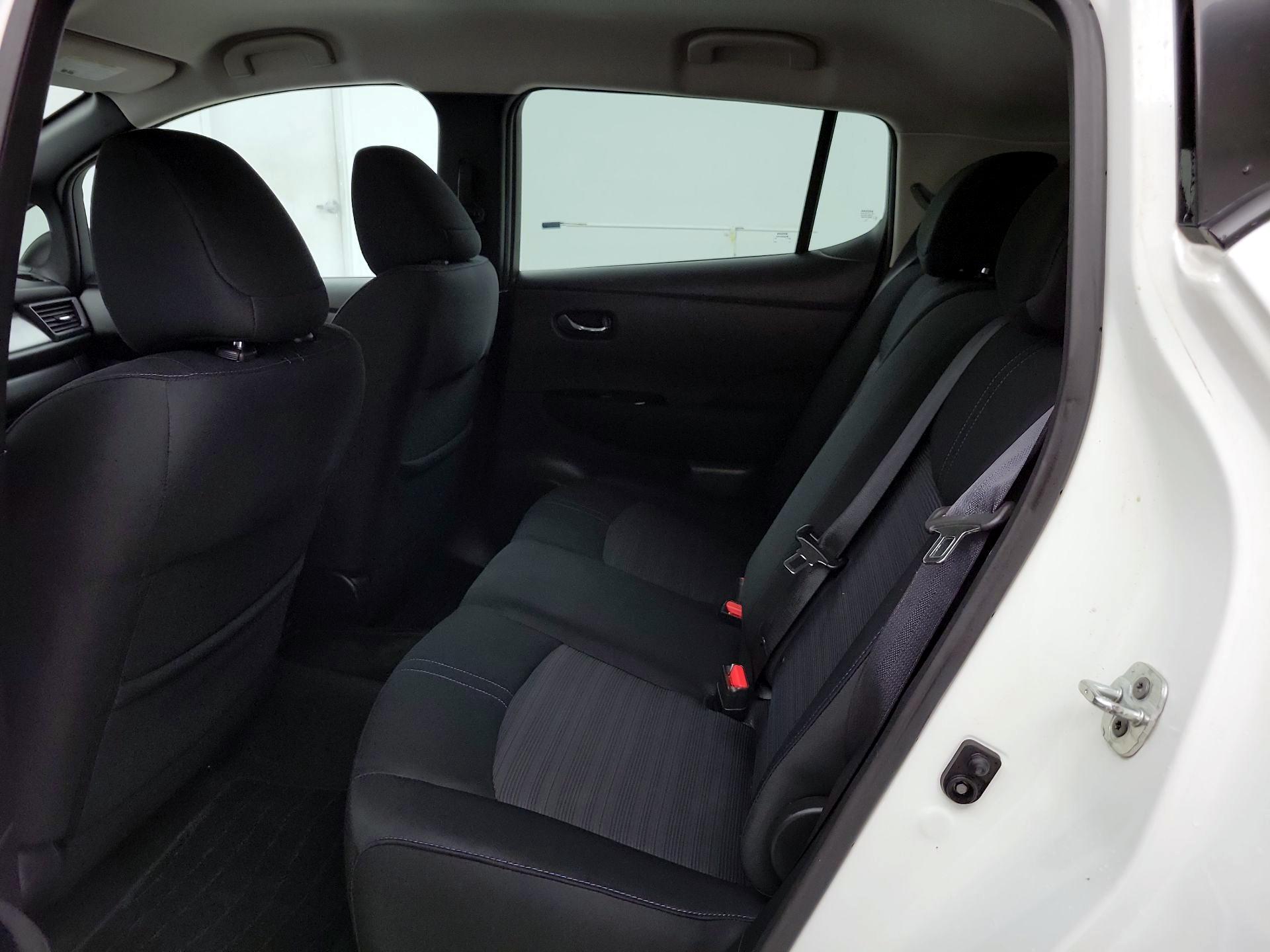 Thumbnail: 2019 Nissan Leaf - 19