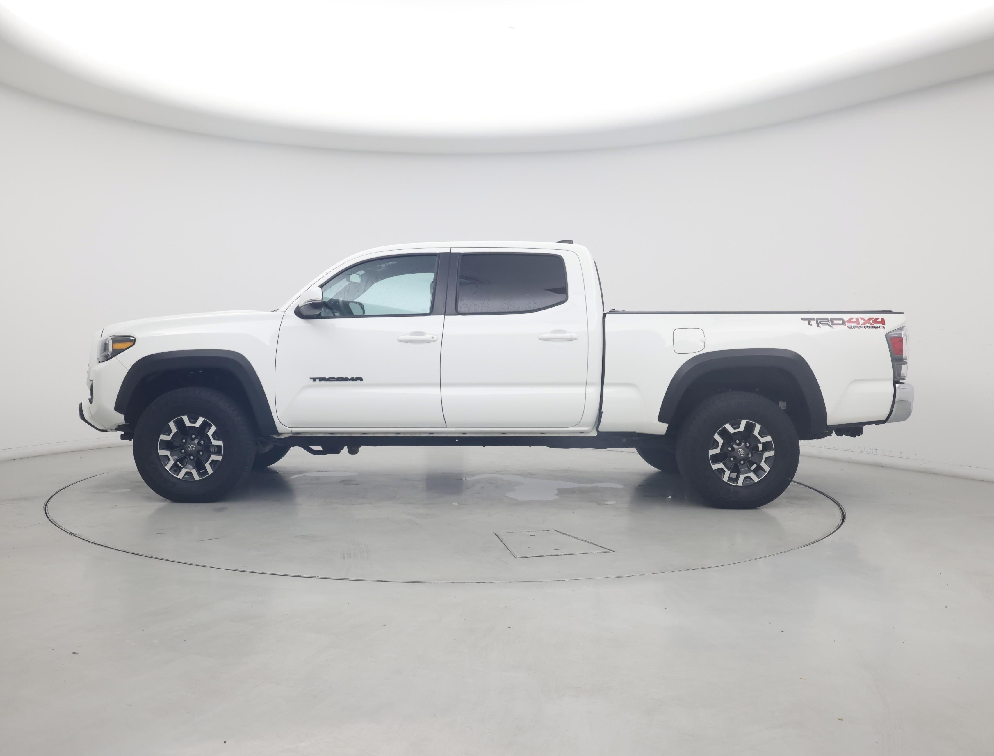 Thumbnail: 2023 Toyota Tacoma - 3