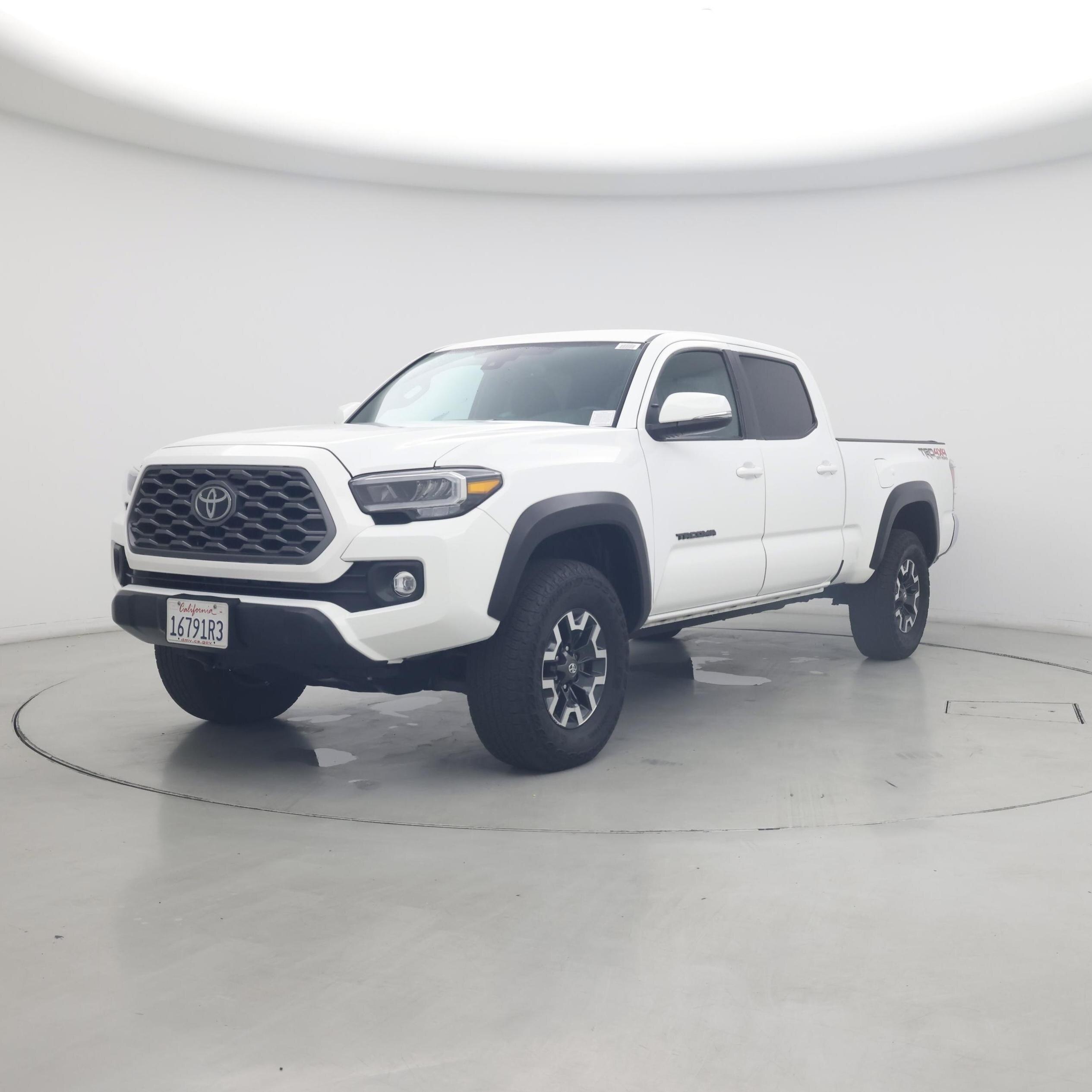 Thumbnail: 2023 Toyota Tacoma - 4