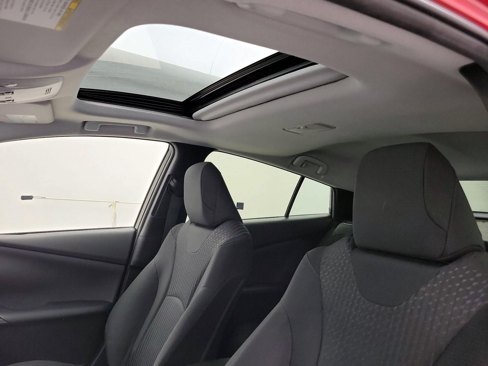 Thumbnail: 2016 Toyota Prius - 19