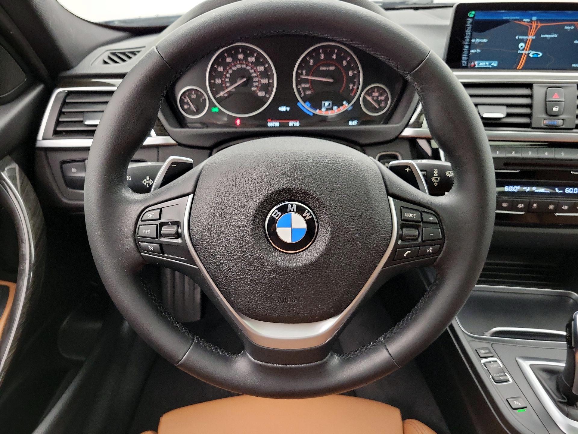 Thumbnail: 2016 BMW 3 Series - 10
