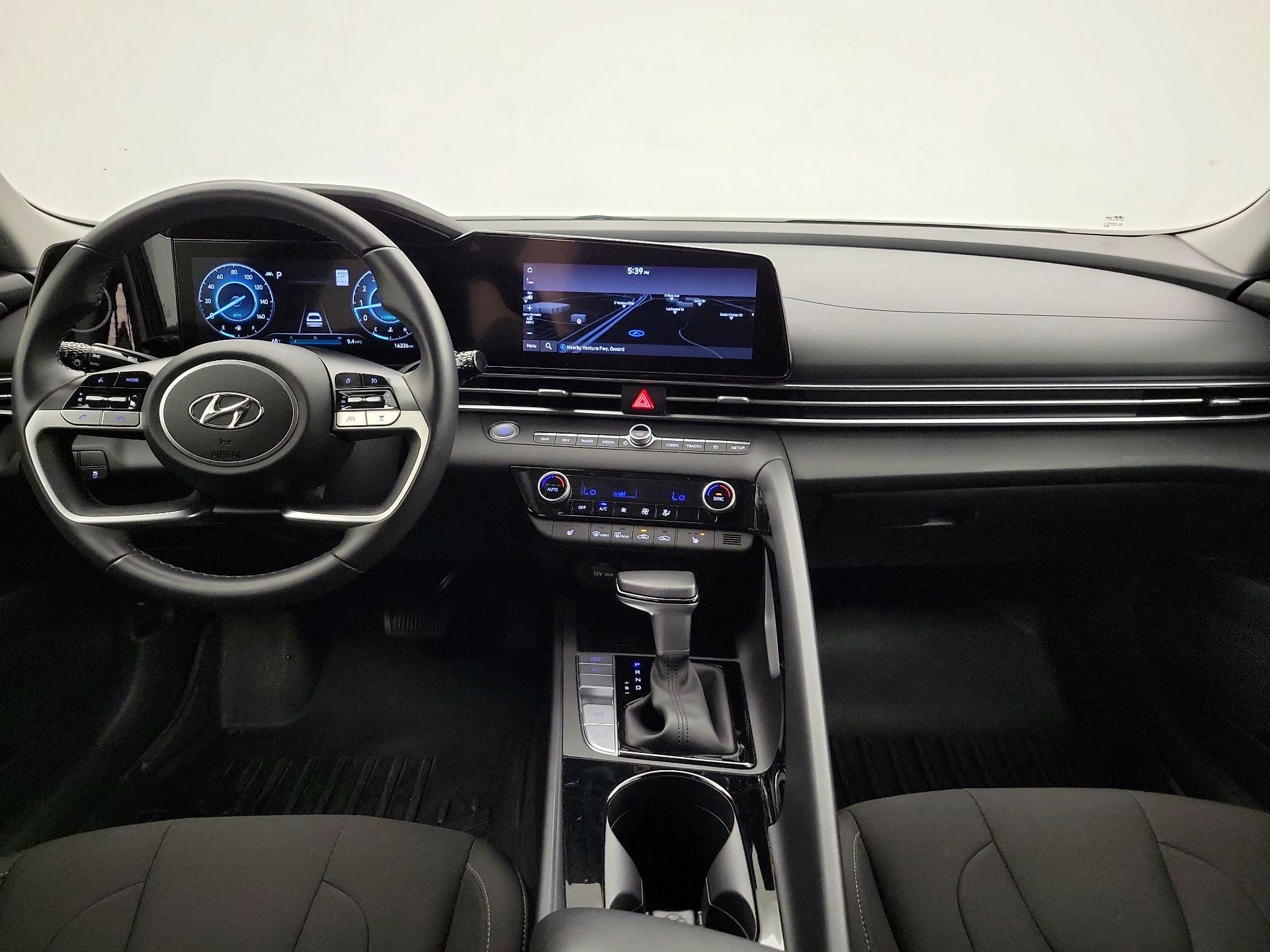 Thumbnail: 2023 Hyundai Elantra - 9