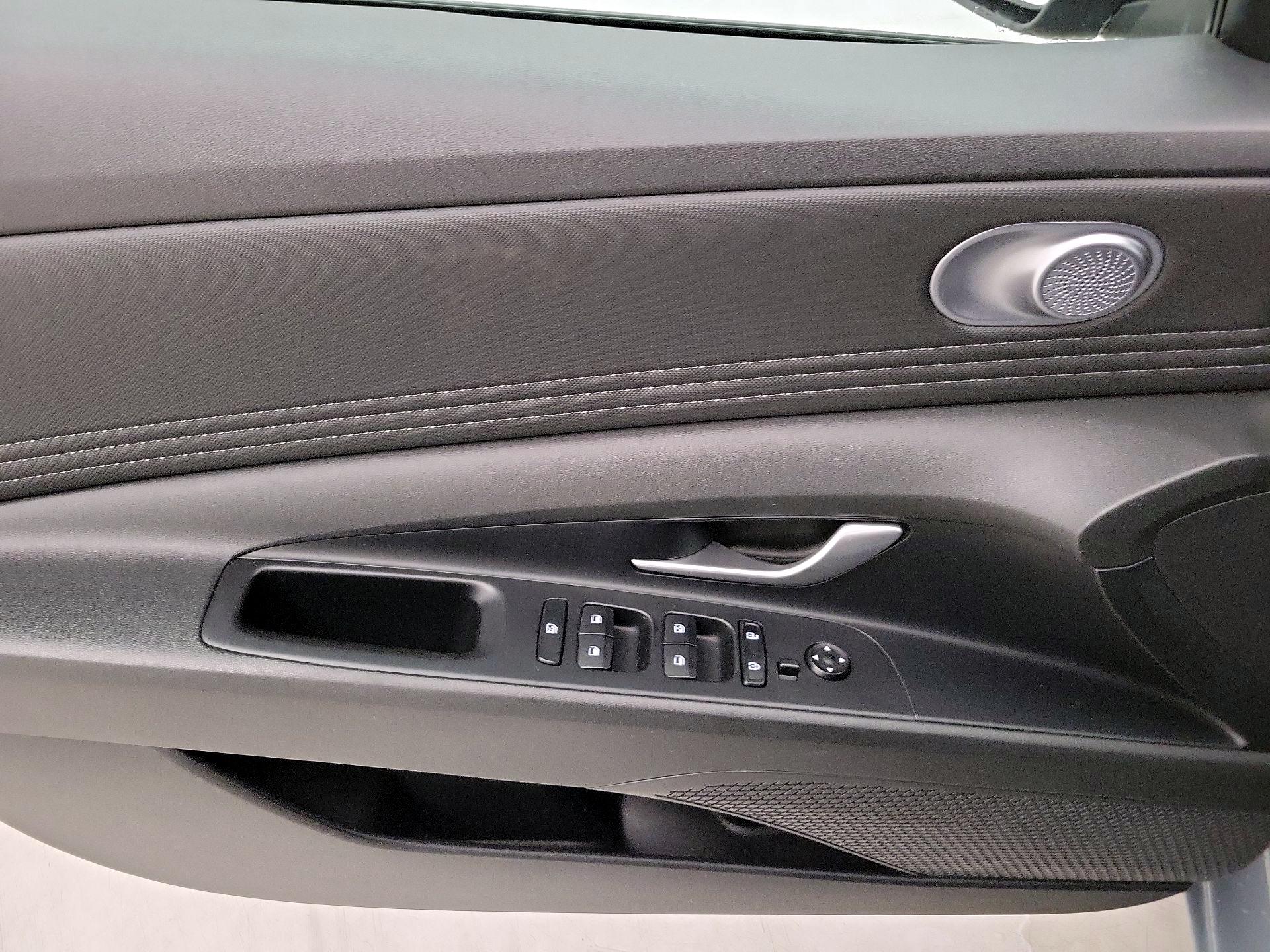 Thumbnail: 2023 Hyundai Elantra - 12