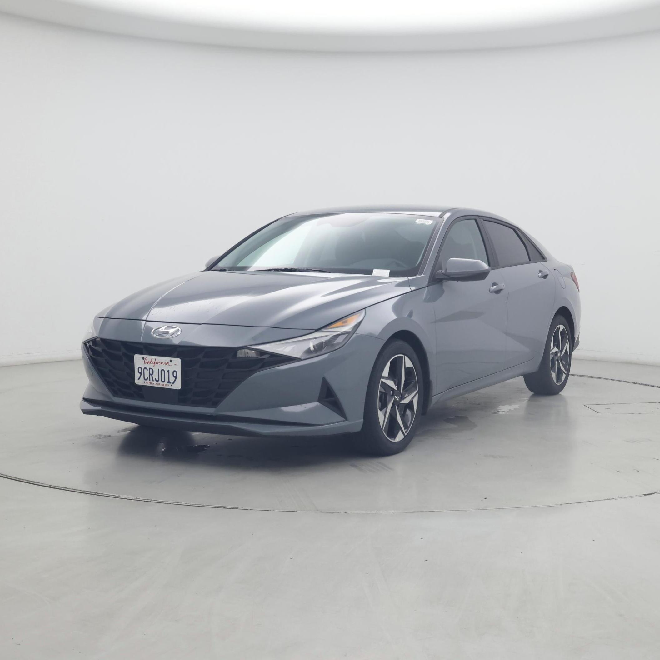 Thumbnail: 2023 Hyundai Elantra - 4