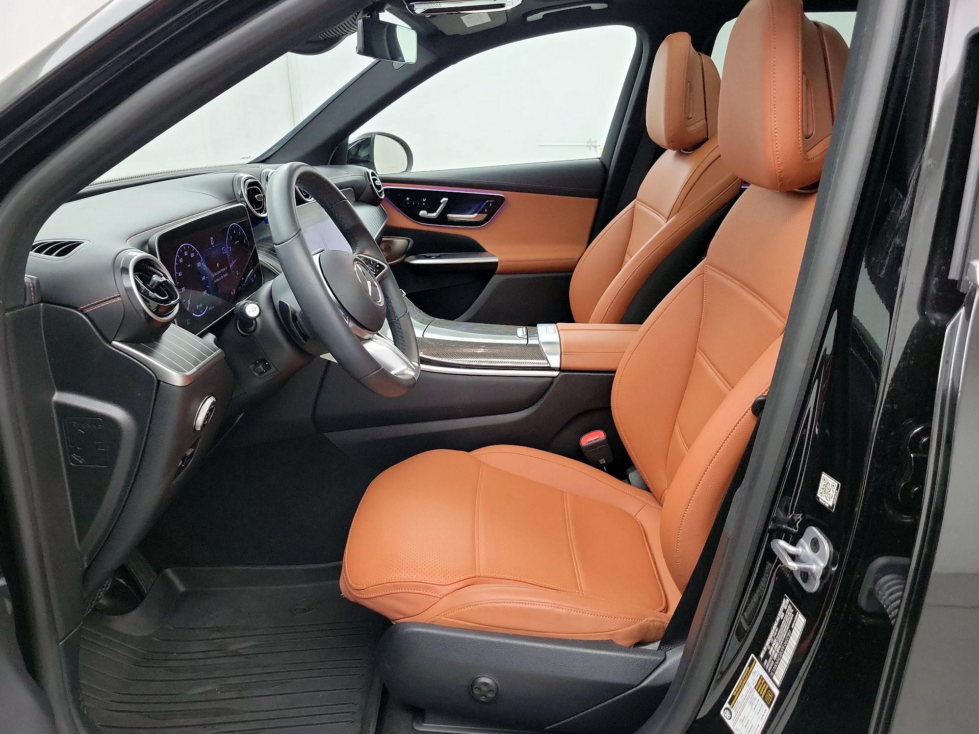 Thumbnail: 2023 Mercedes-Benz GLC - 11