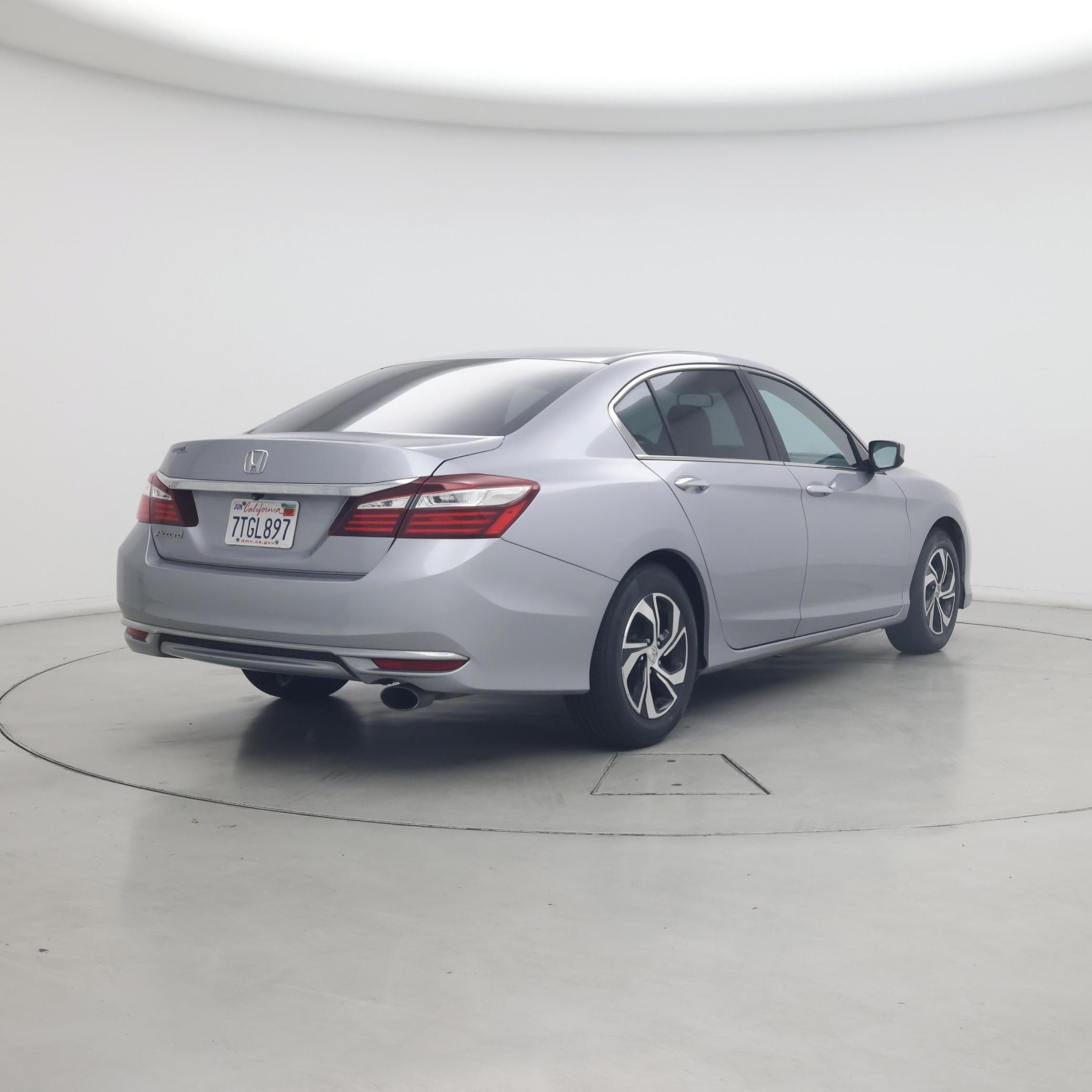 Thumbnail: 2016 Honda Accord - 8