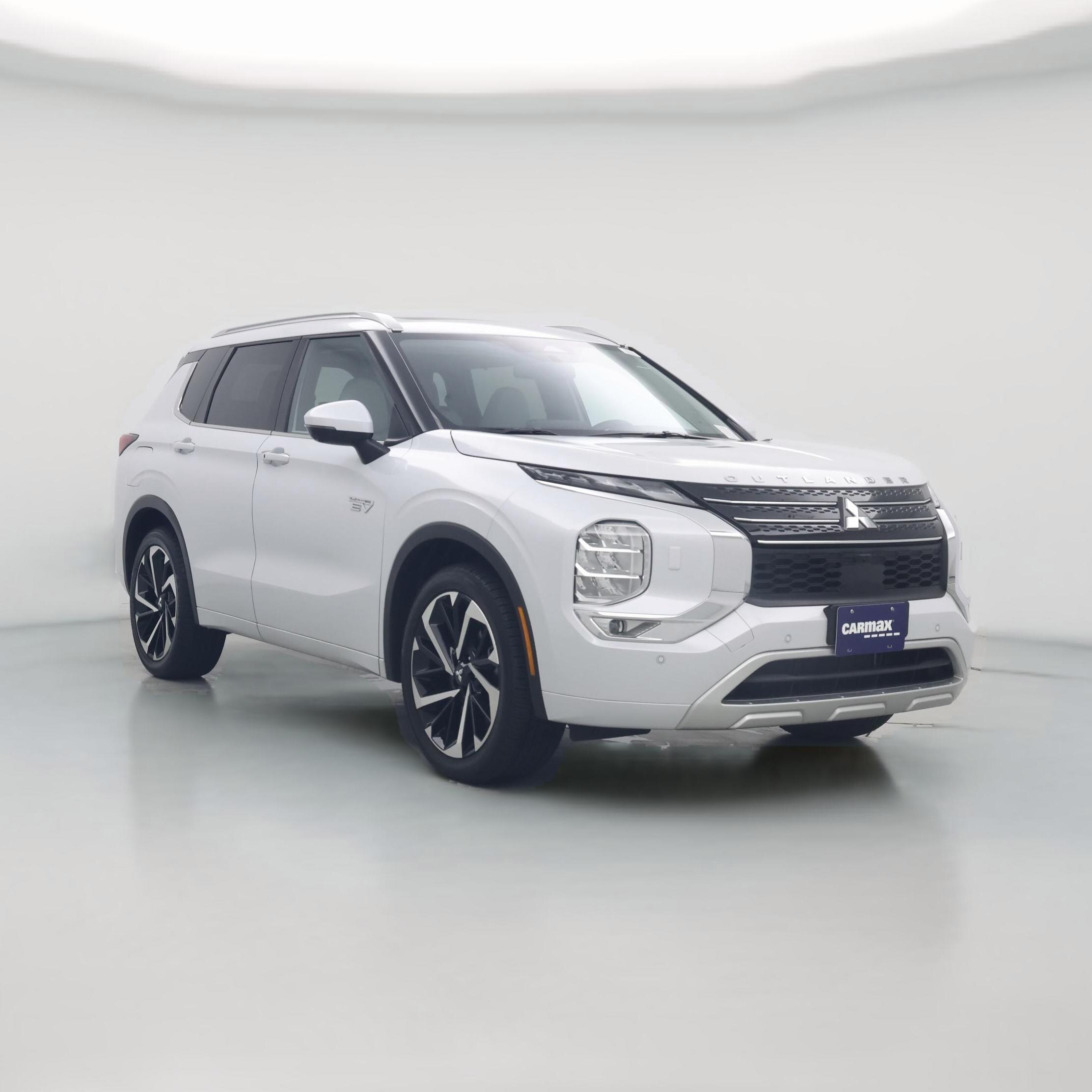 Thumbnail: 2024 Mitsubishi Outlander - 1
