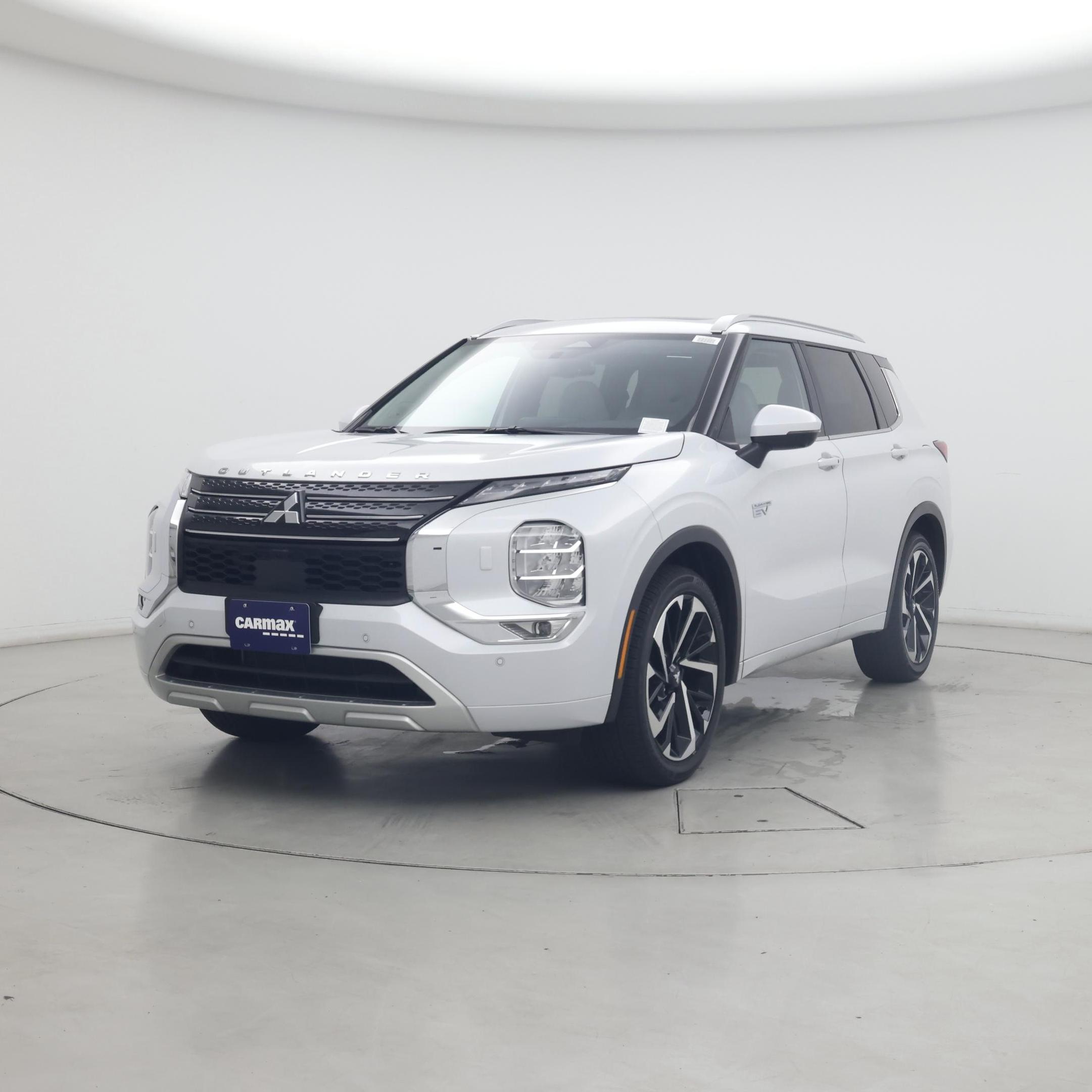Thumbnail: 2024 Mitsubishi Outlander - 4