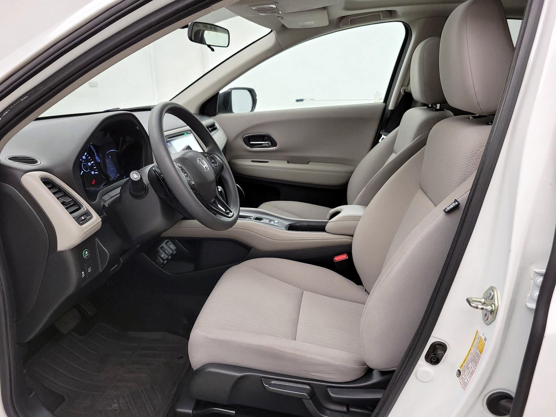 Thumbnail: 2018 Honda HR-V - 11