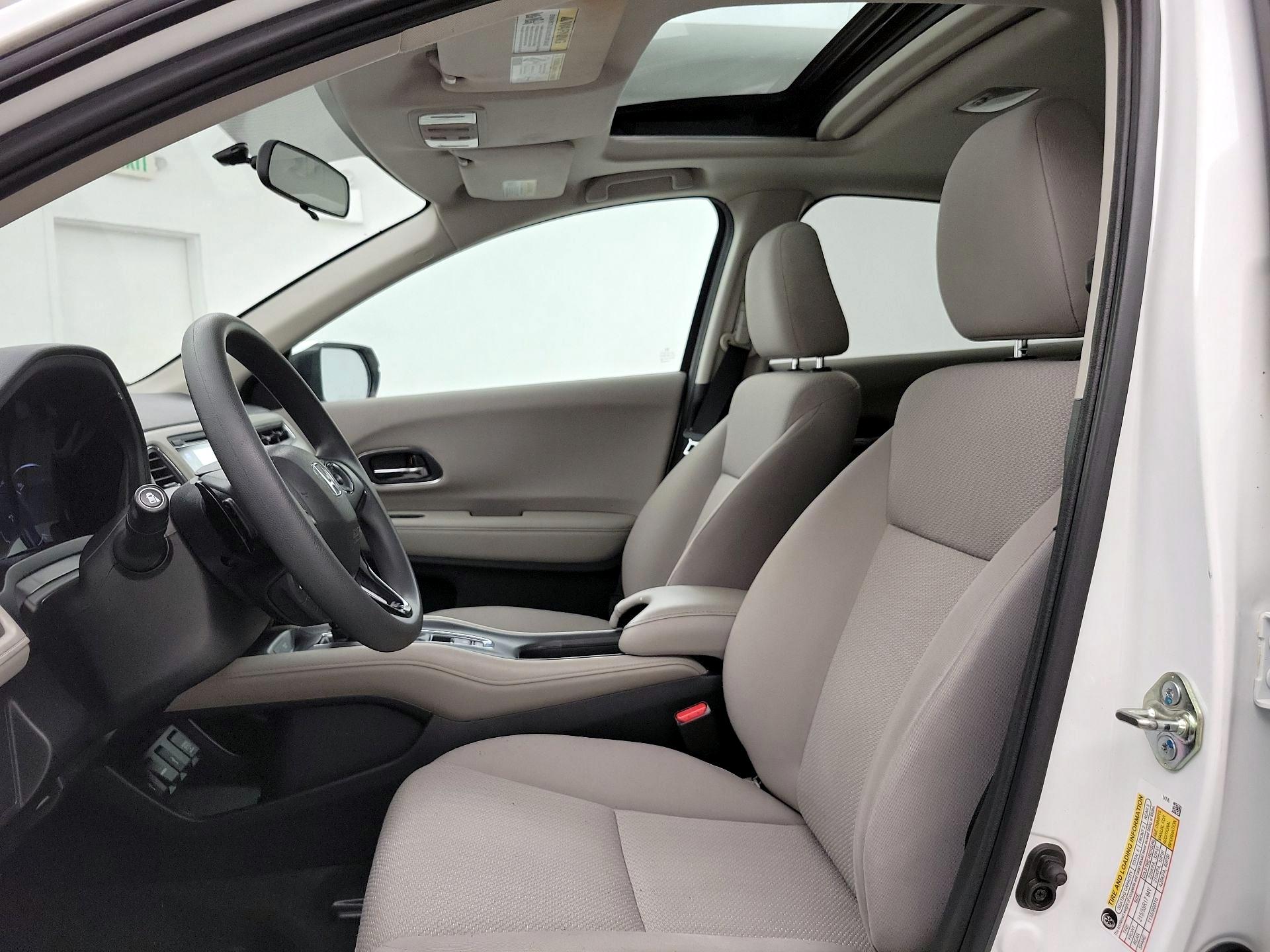 Thumbnail: 2018 Honda HR-V - 19