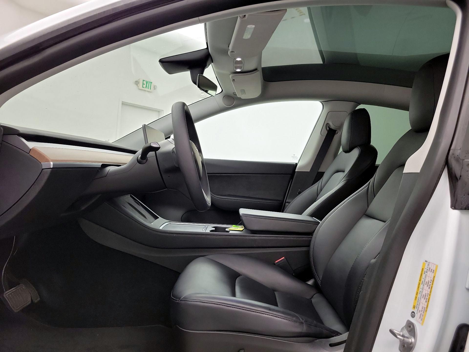 Thumbnail: 2022 Tesla Model Y - 18