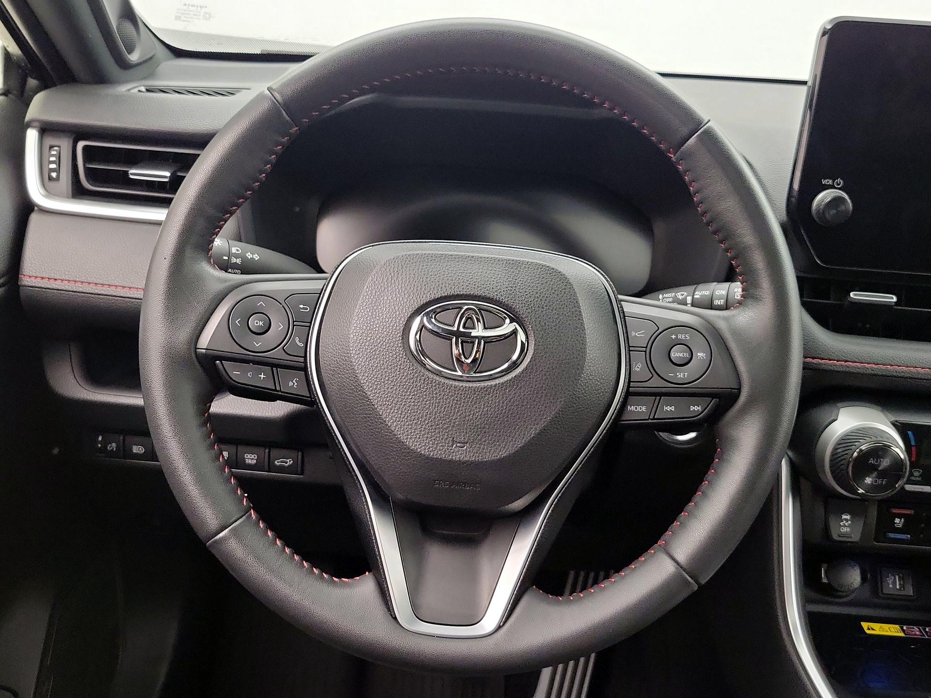 Thumbnail: 2024 Toyota RAV4 - 10
