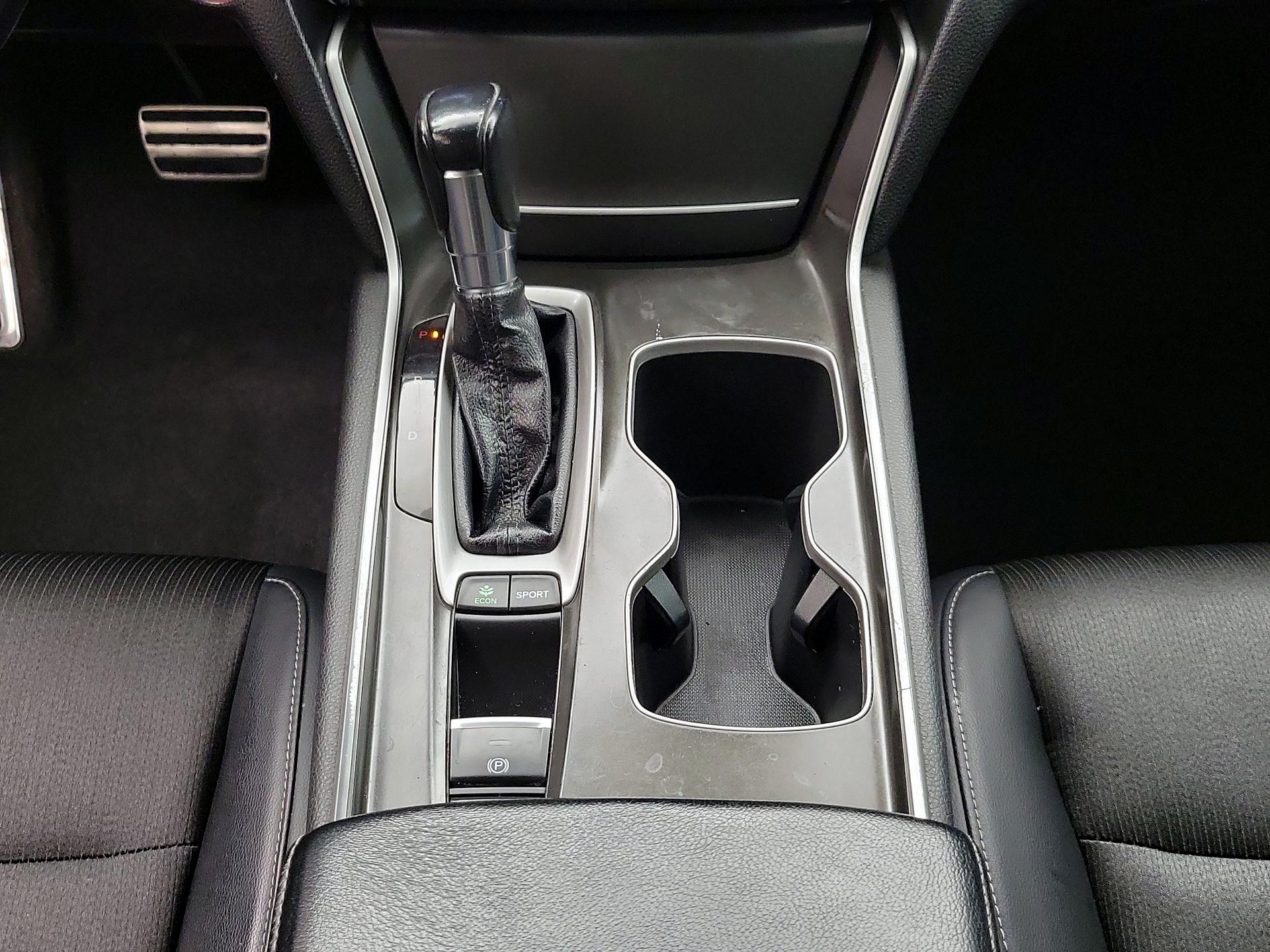 Thumbnail: 2018 Honda Accord - 16