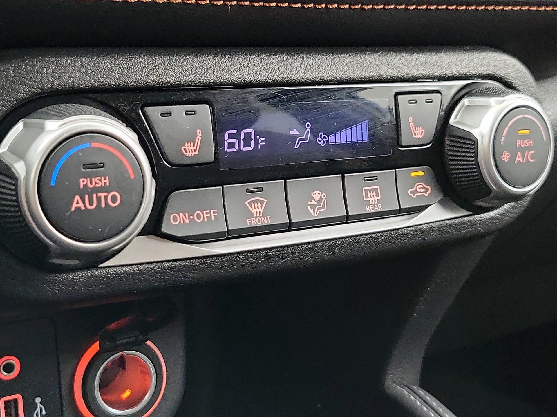 Thumbnail: 2020 Nissan Kicks - 15