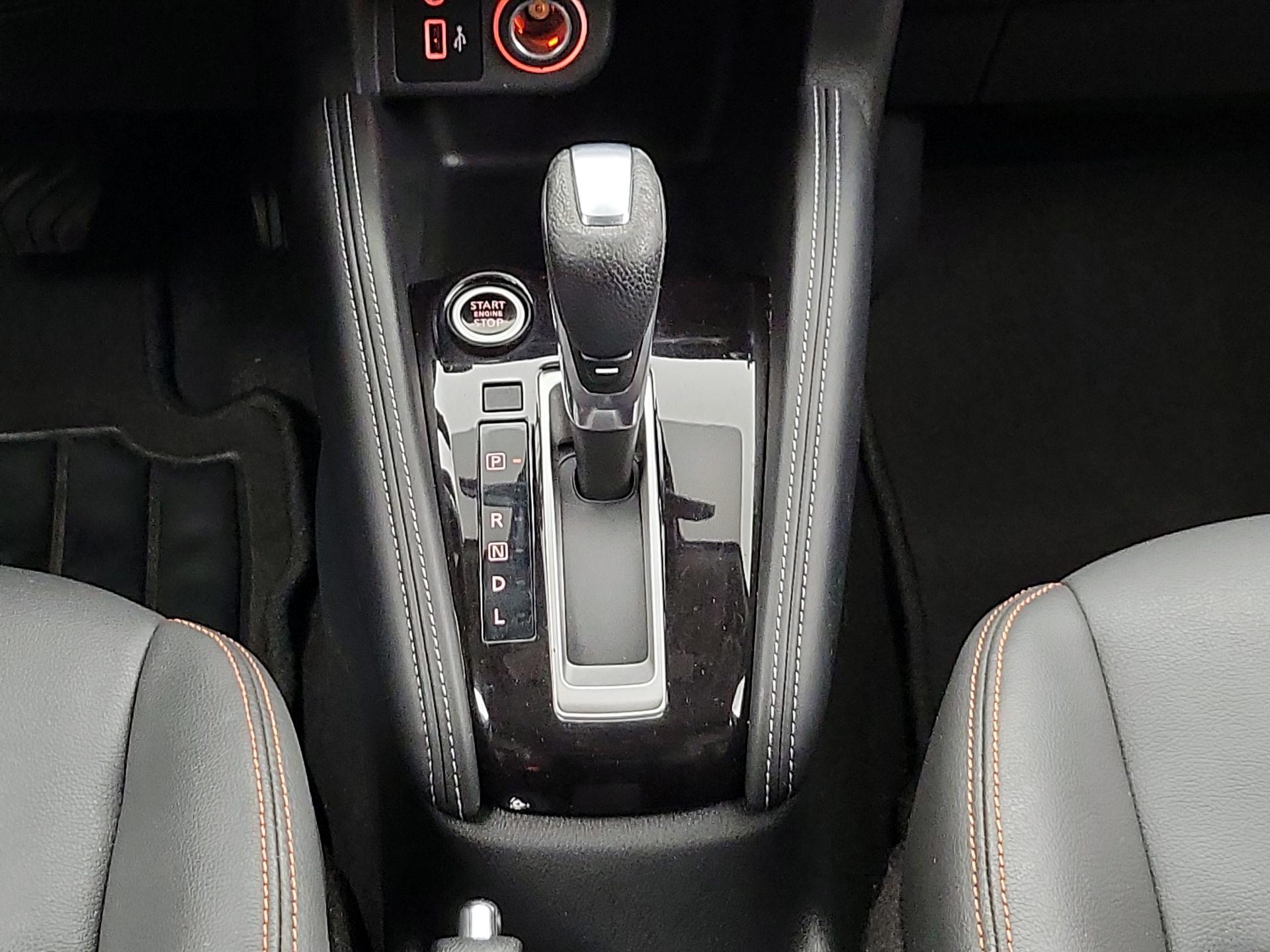 Thumbnail: 2020 Nissan Kicks - 16