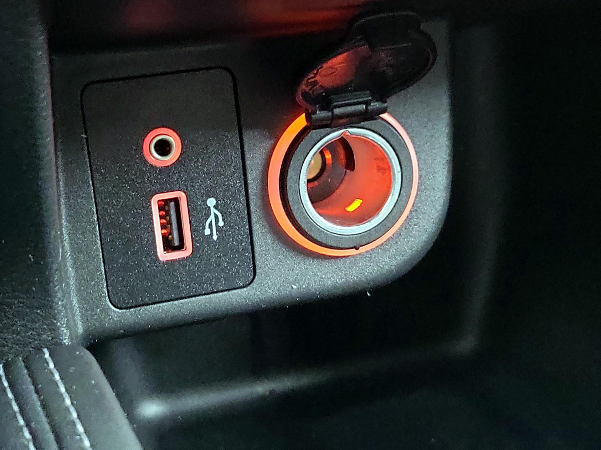 Thumbnail: 2020 Nissan Kicks - 17