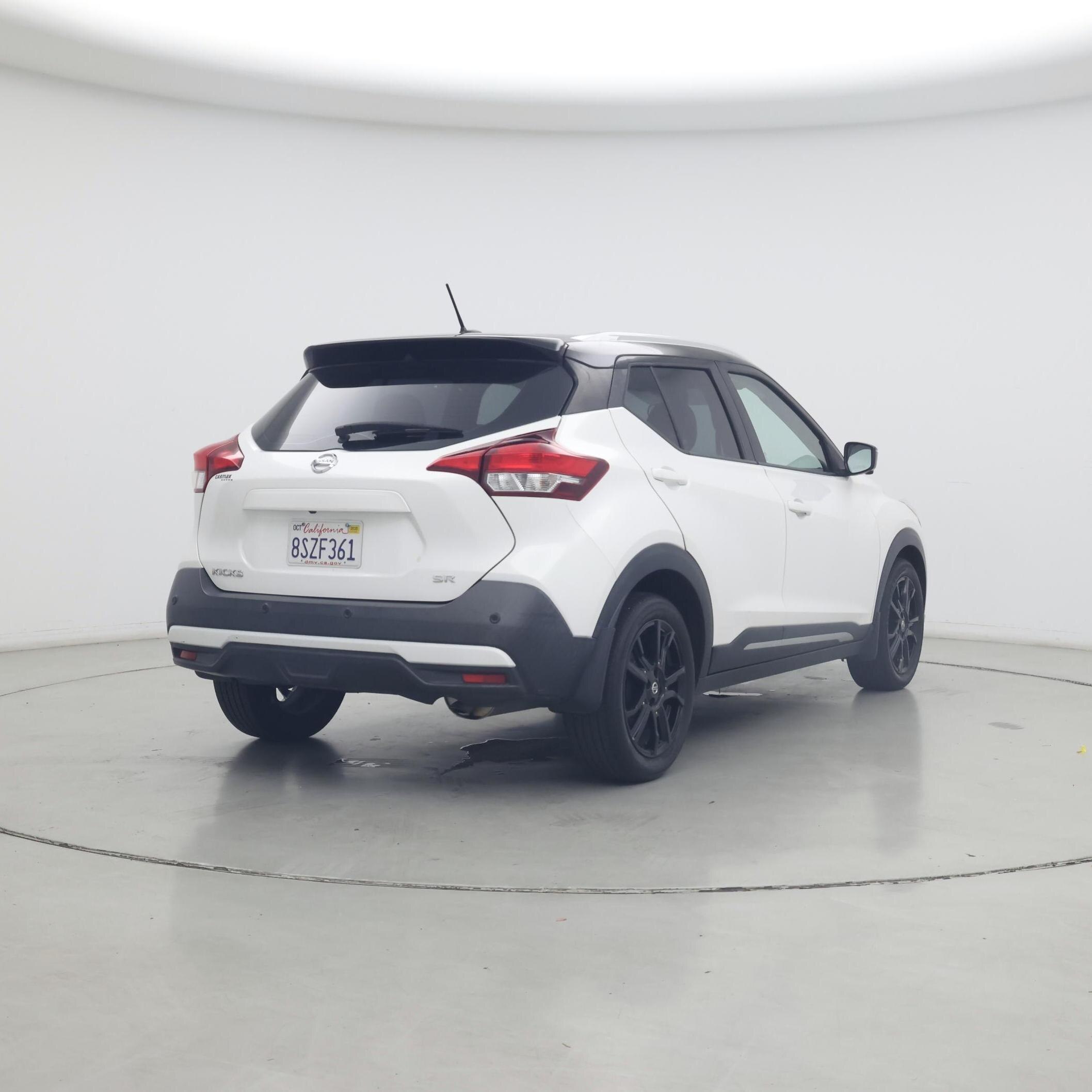 Thumbnail: 2020 Nissan Kicks - 8