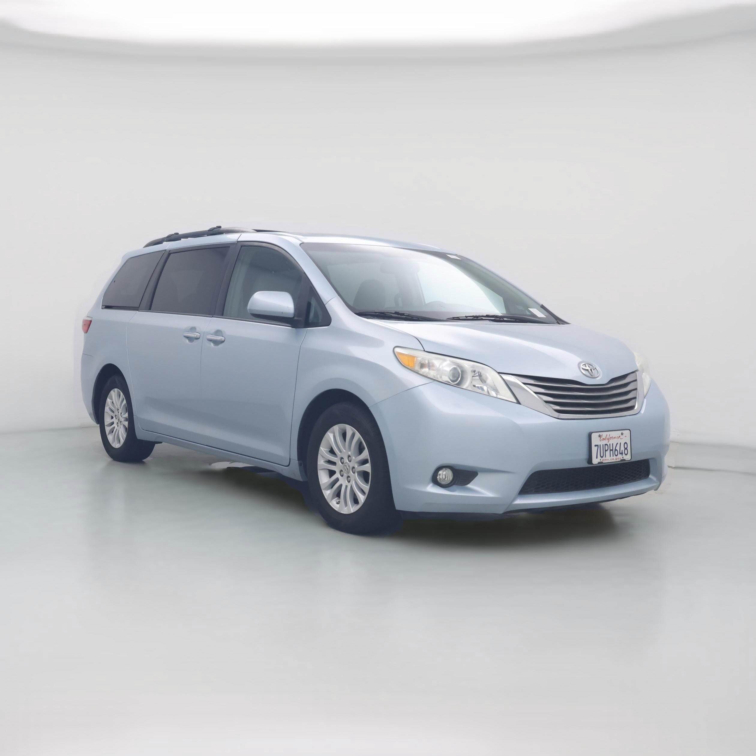 Thumbnail: 2016 Toyota Sienna - 1