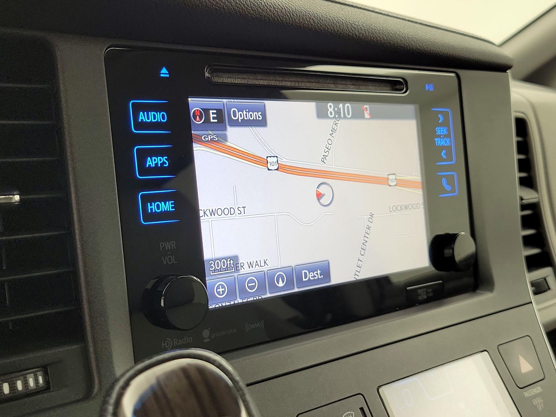 Thumbnail: 2016 Toyota Sienna - 14
