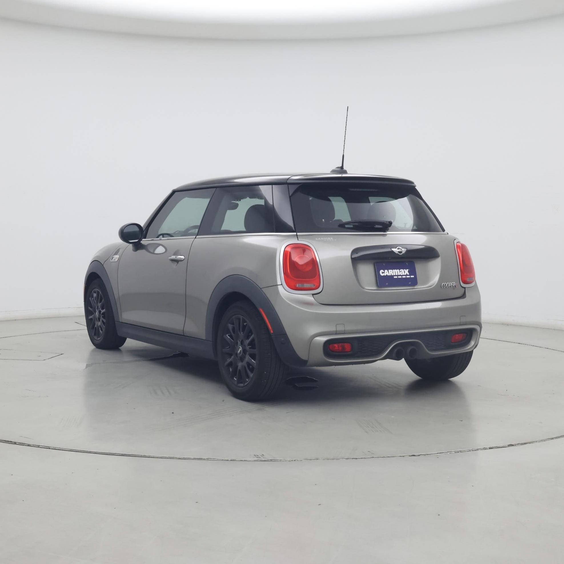 Thumbnail: 2017 MINI Cooper Hardtop - 2