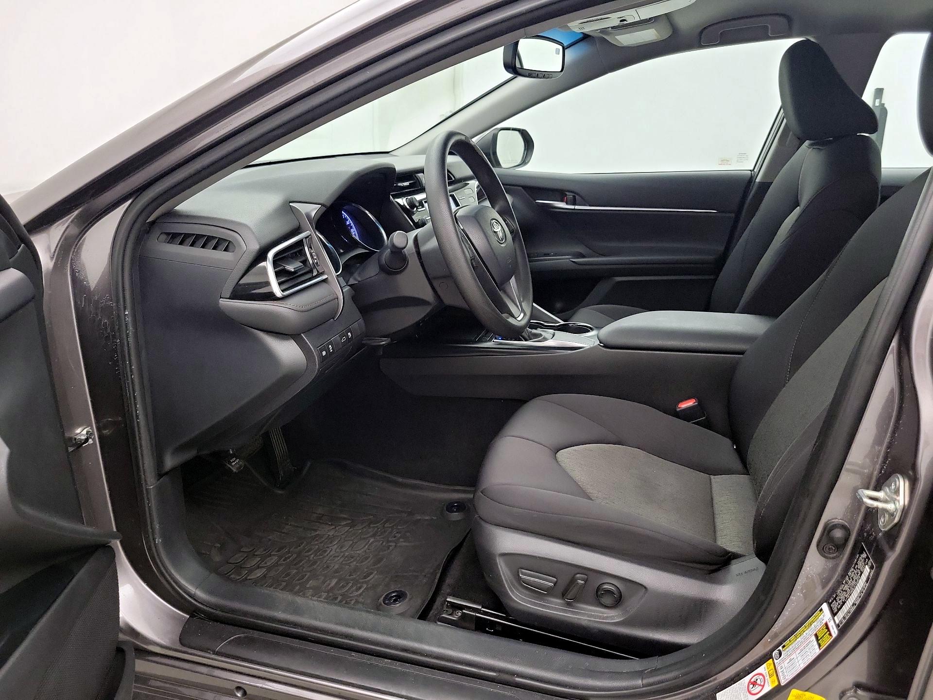 Thumbnail: 2018 Toyota Camry - 11