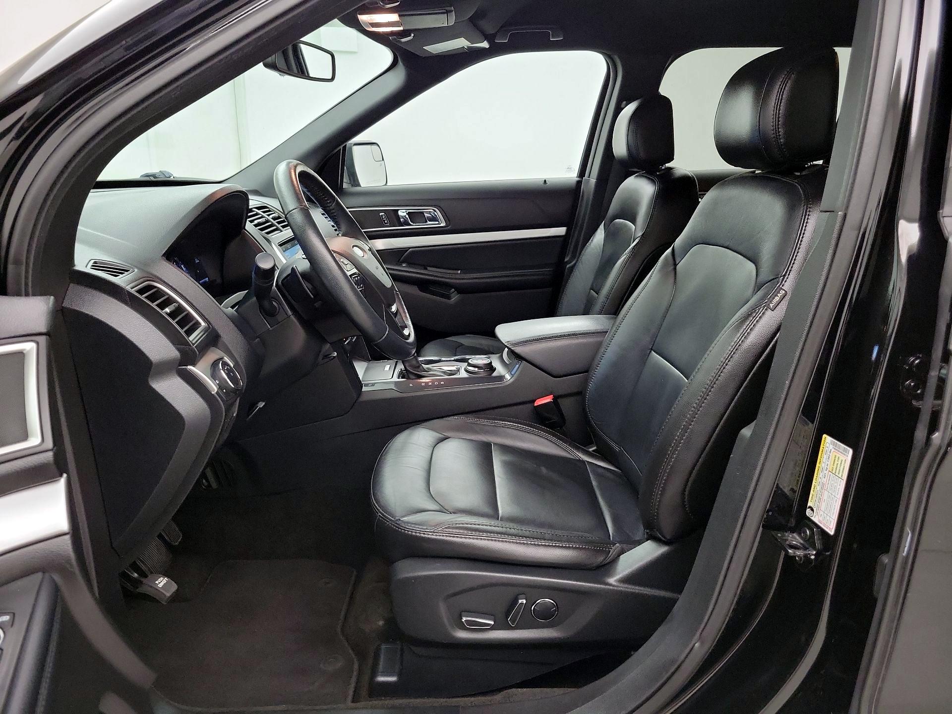 Thumbnail: 2017 Ford Explorer - 11