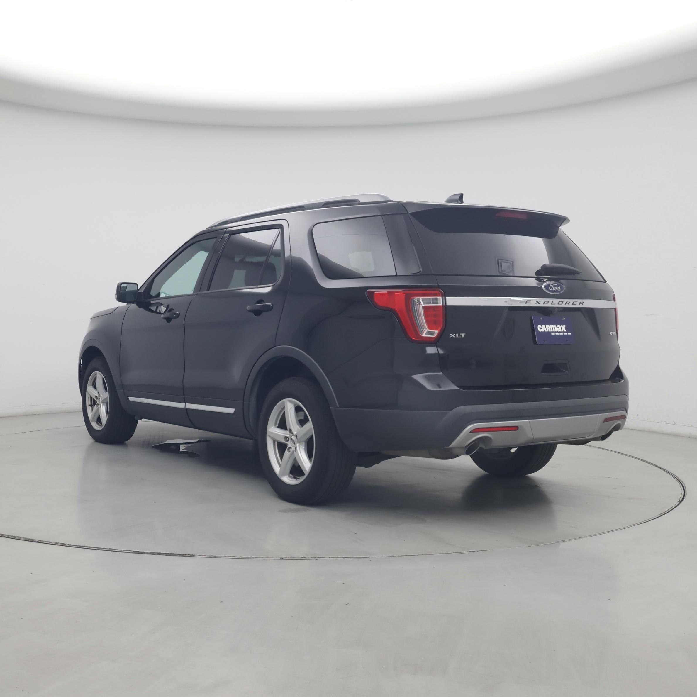 Thumbnail: 2017 Ford Explorer - 2