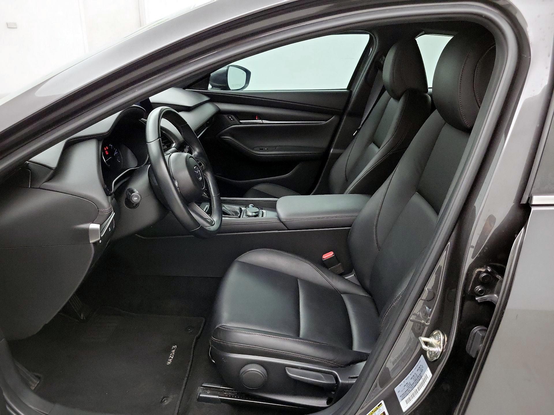 Thumbnail: 2020 Mazda Mazda3 - 11