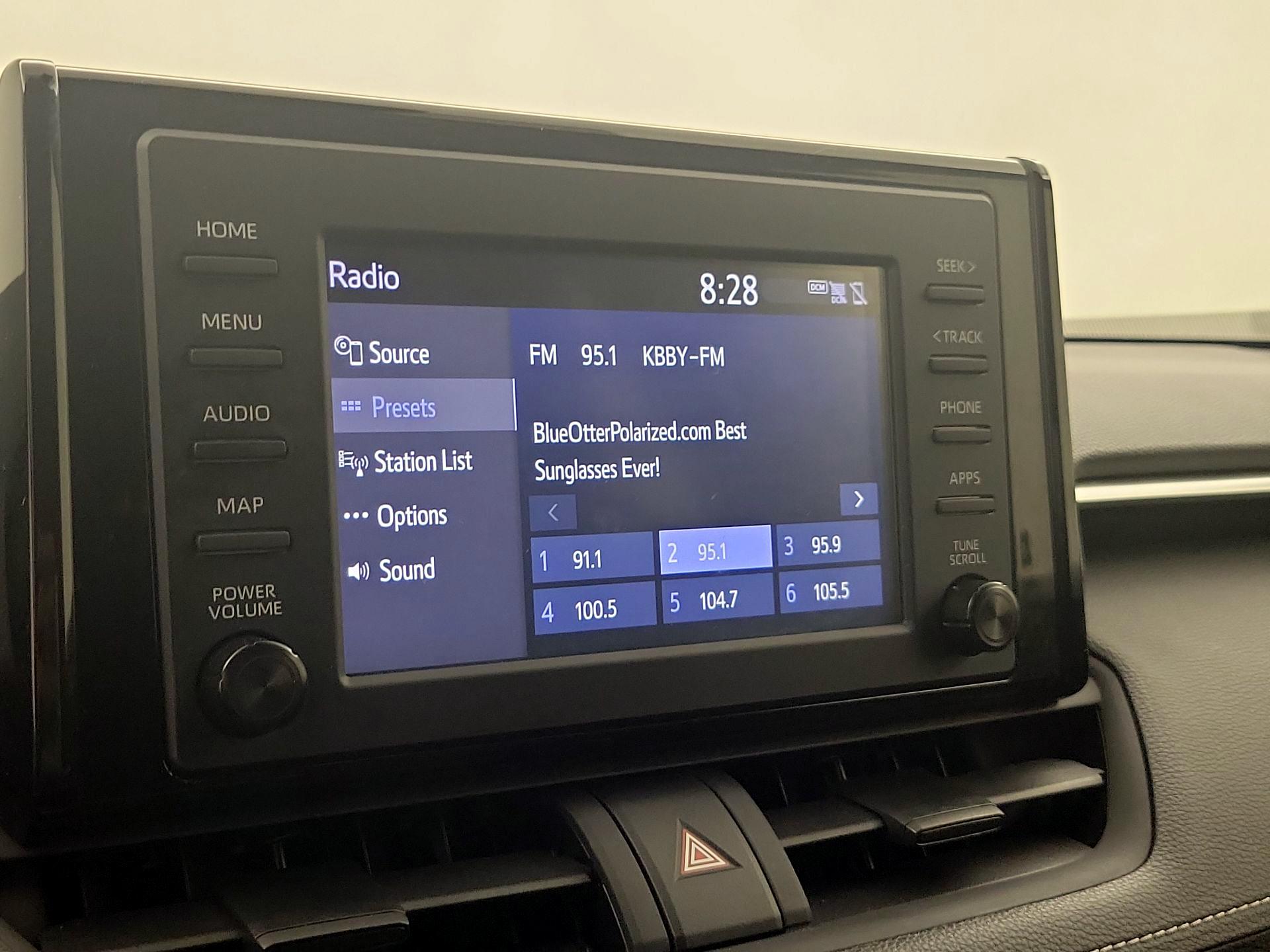 Thumbnail: 2019 Toyota RAV4 - 15
