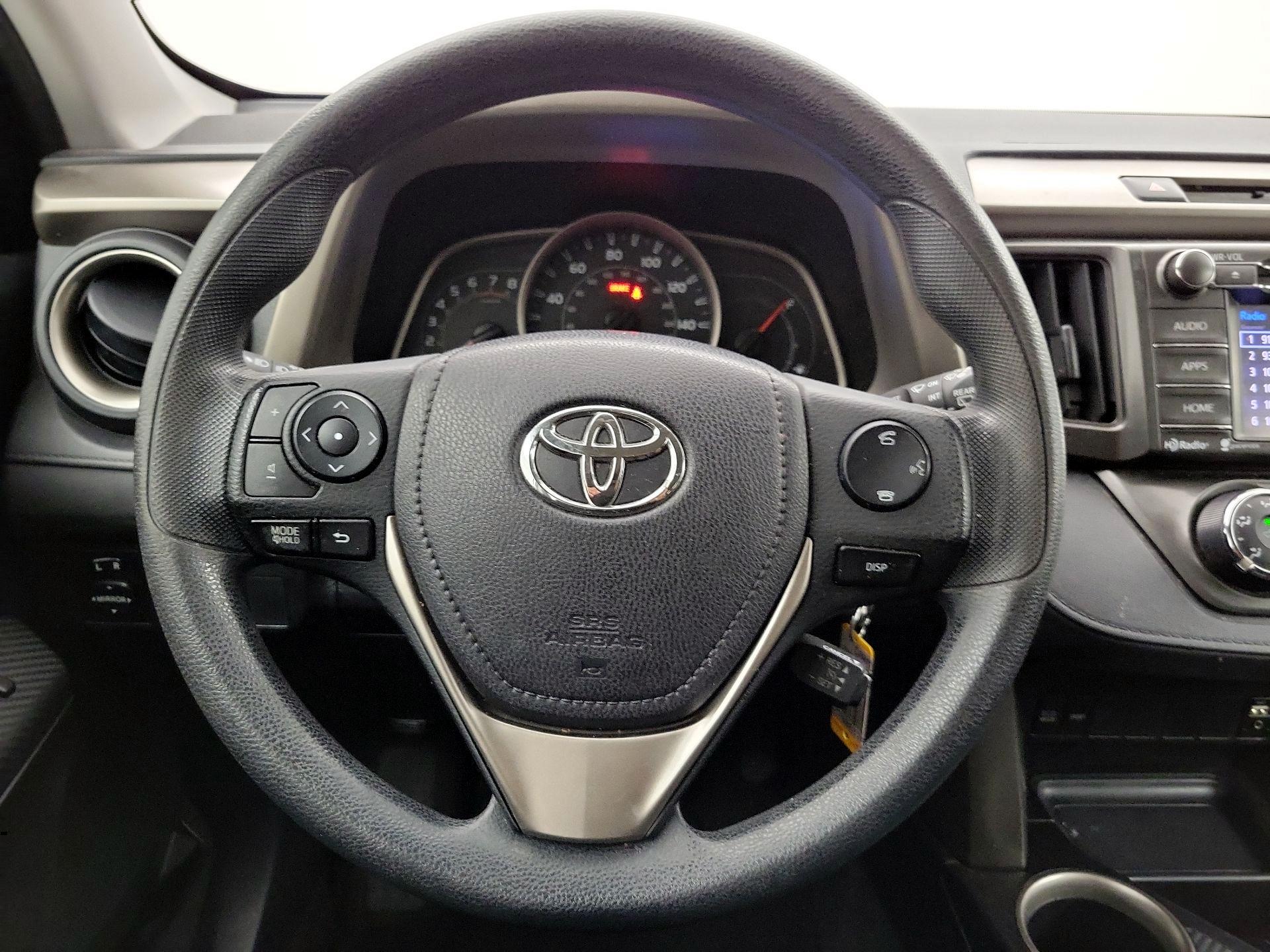 Thumbnail: 2014 Toyota RAV4 - 10