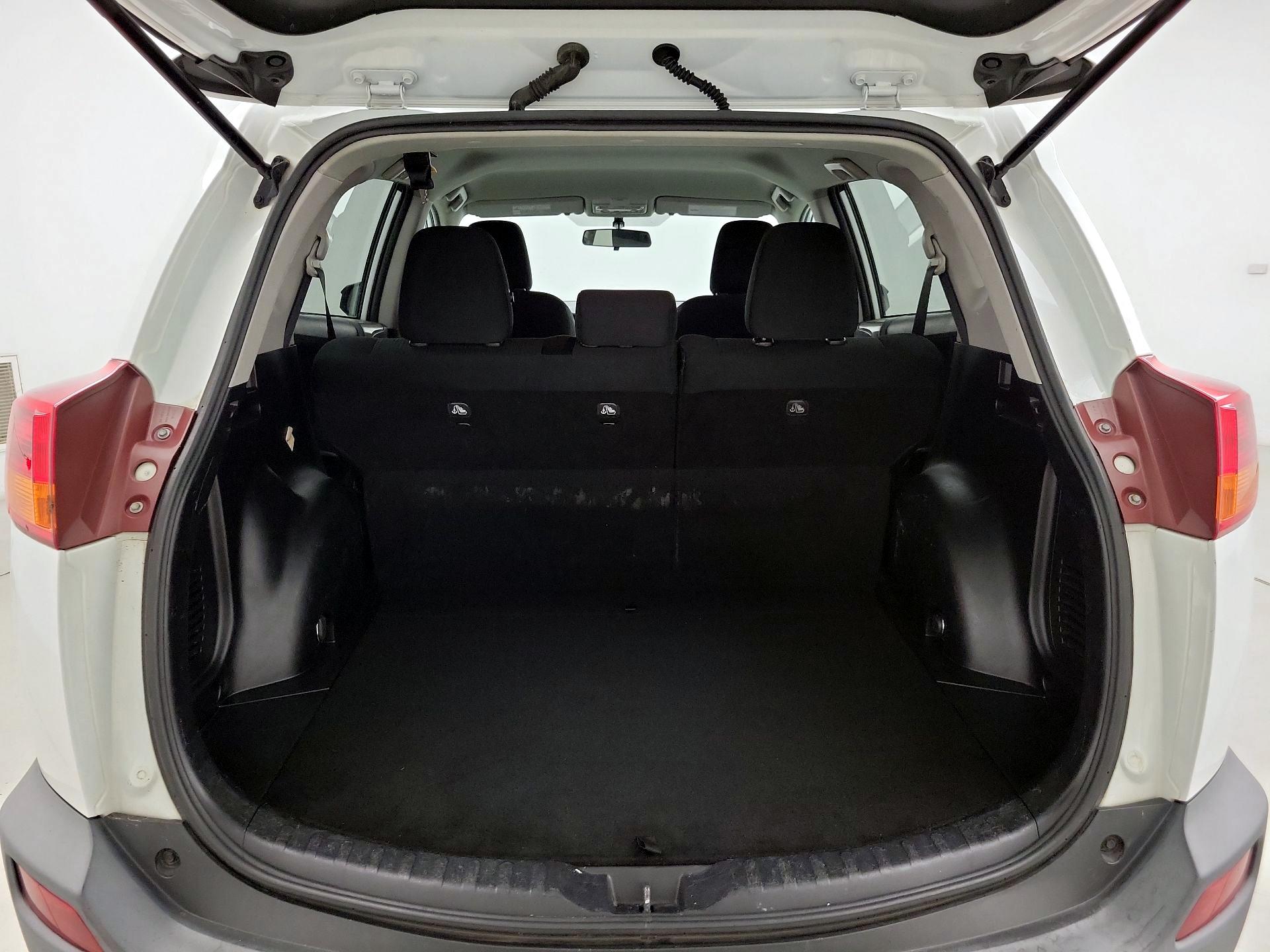 Thumbnail: 2014 Toyota RAV4 - 20