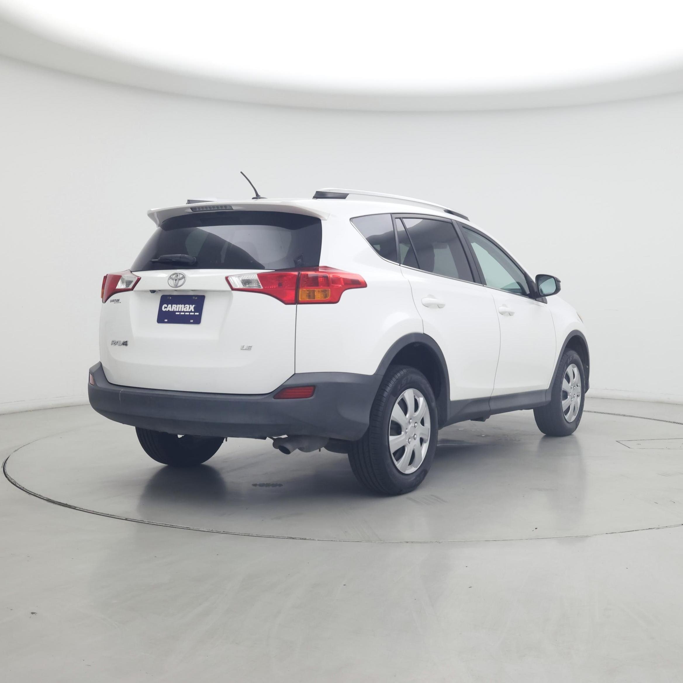 Thumbnail: 2014 Toyota RAV4 - 8