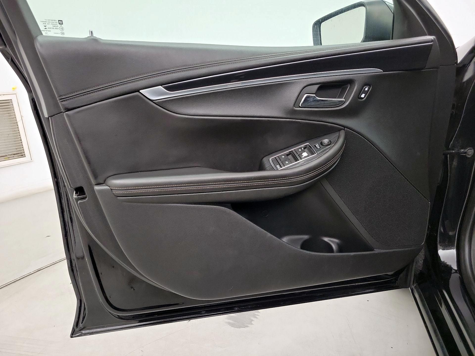 Thumbnail: 2016 Chevrolet Impala - 12