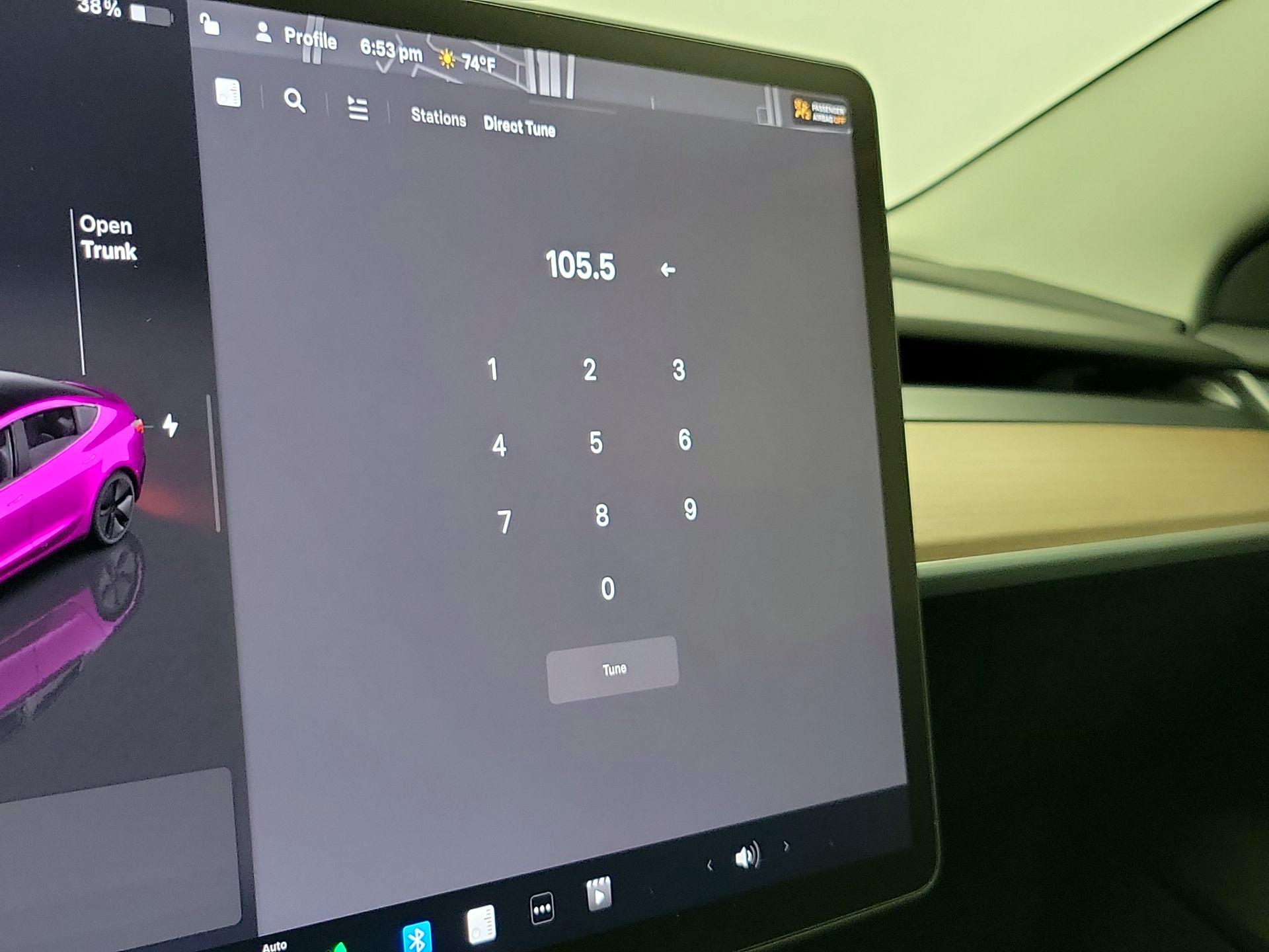 Thumbnail: 2022 Tesla Model 3 - 15
