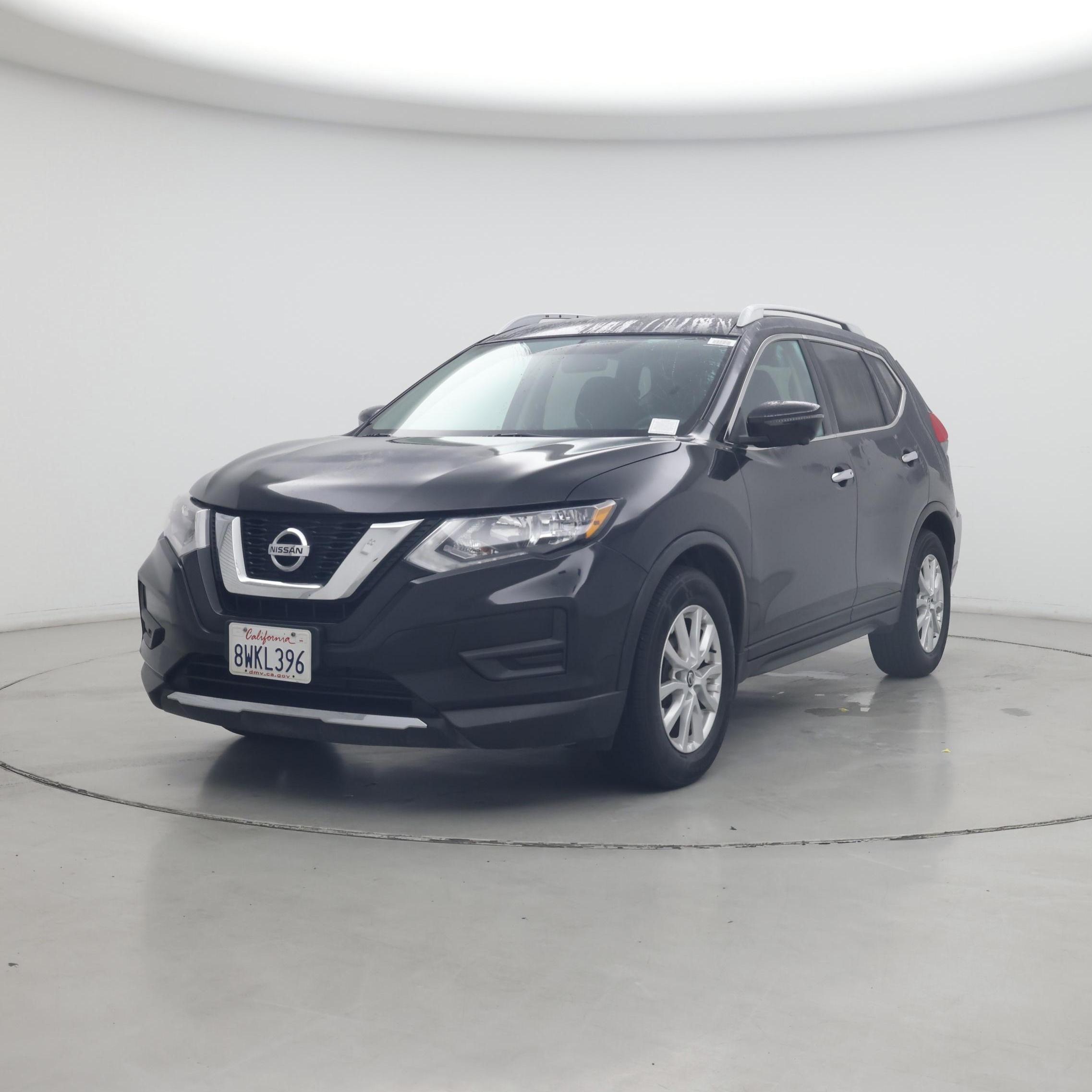 Thumbnail: 2017 Nissan Rogue - 4