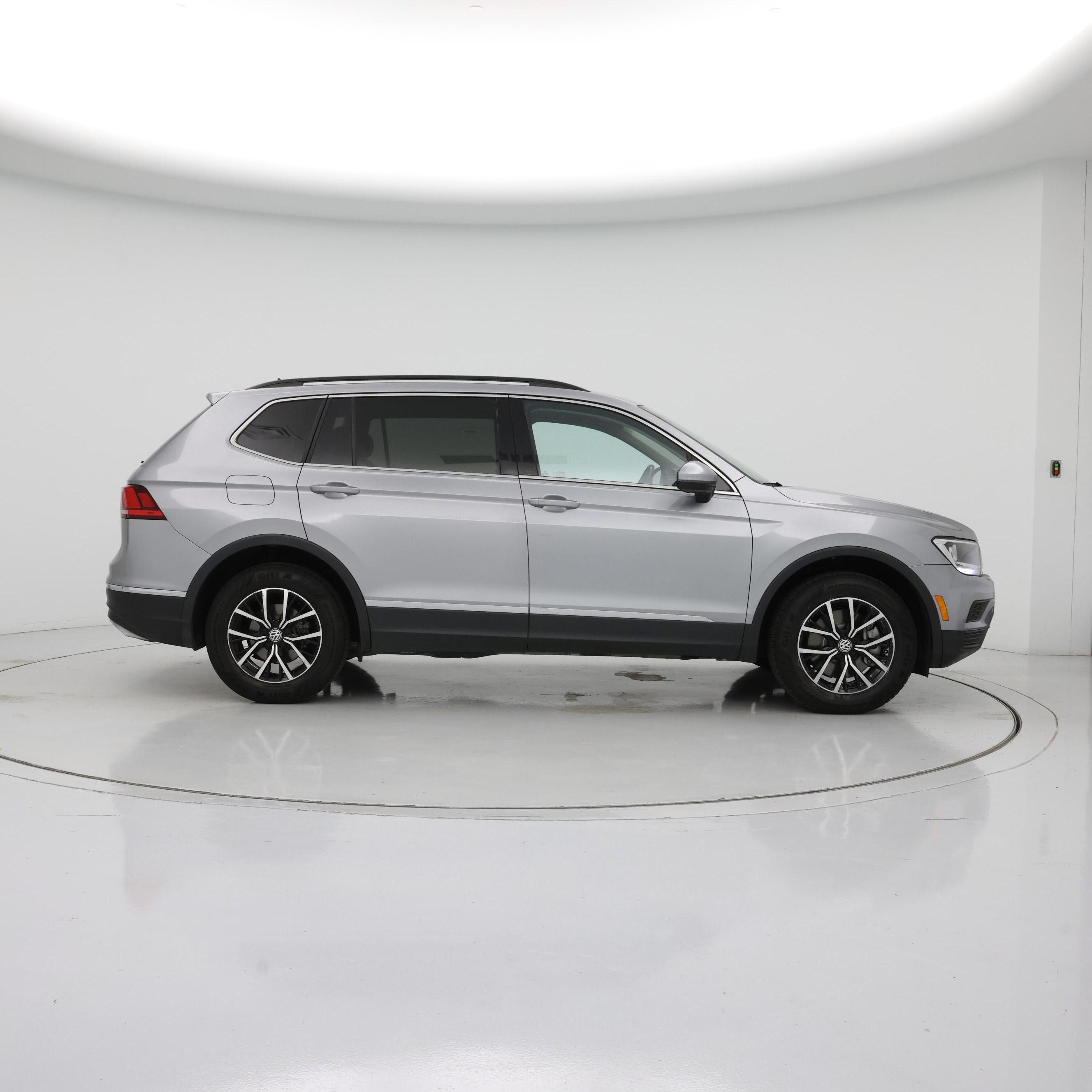Thumbnail: 2021 Volkswagen Tiguan - 7