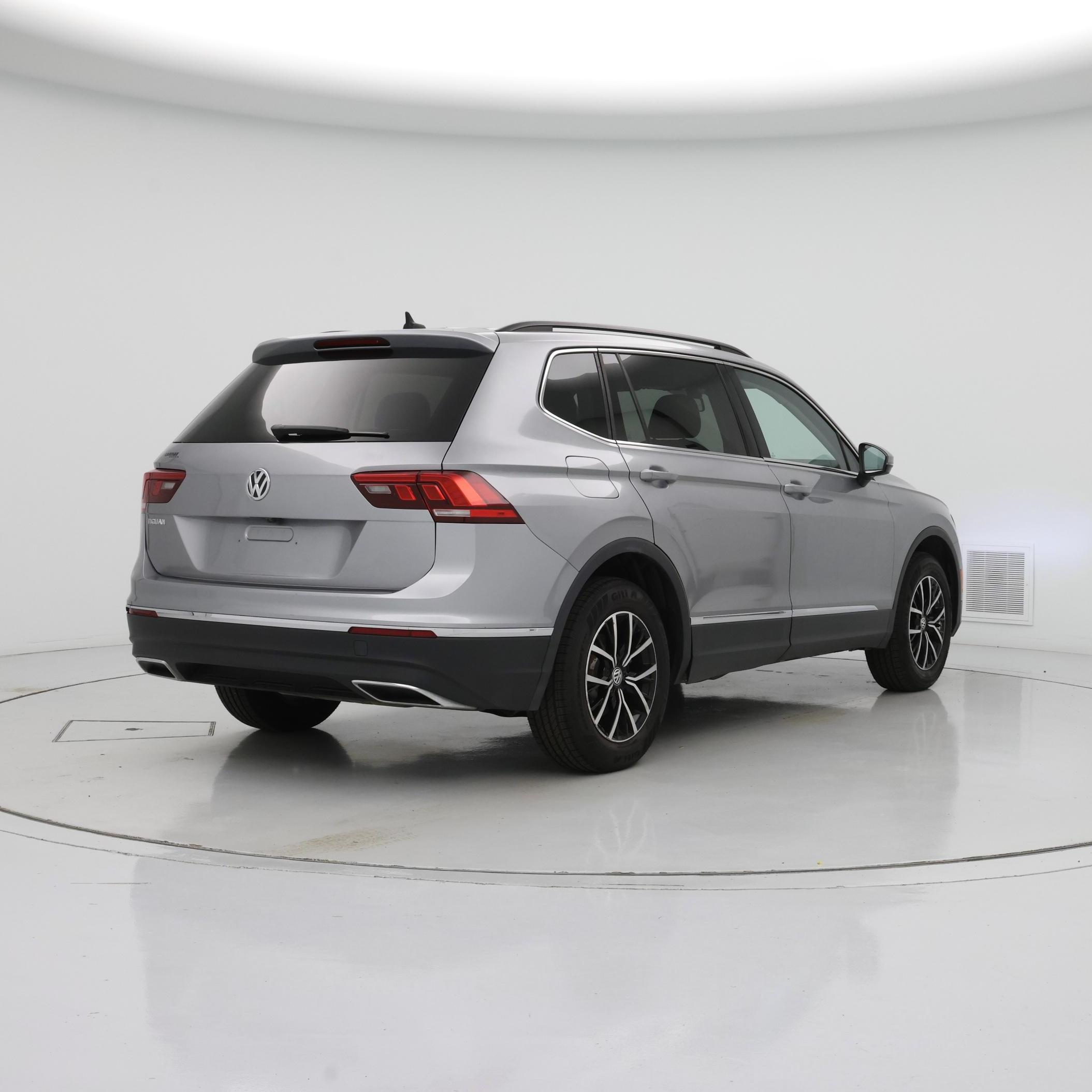 Thumbnail: 2021 Volkswagen Tiguan - 8