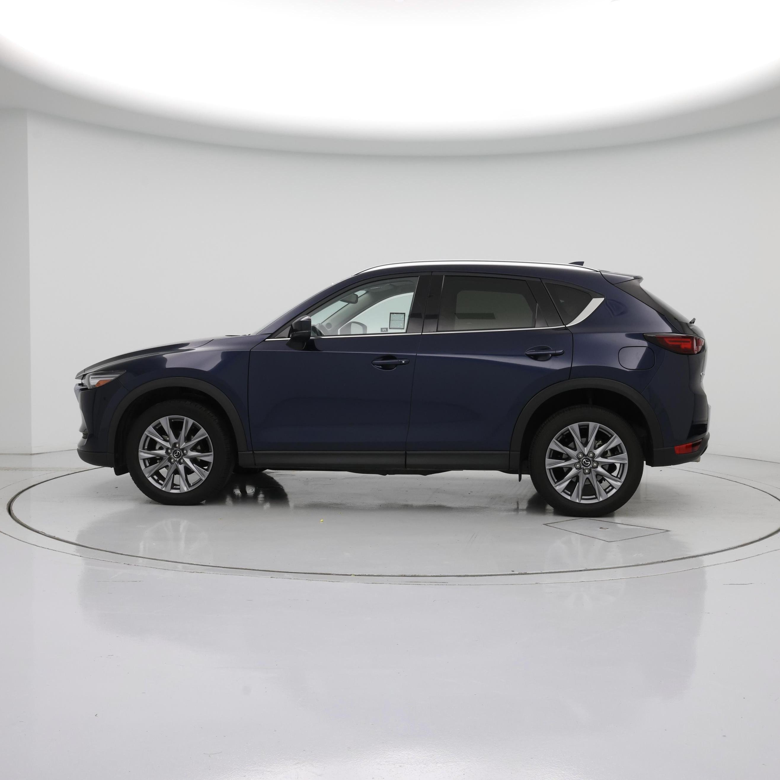 Thumbnail: 2021 Mazda CX-5 - 3