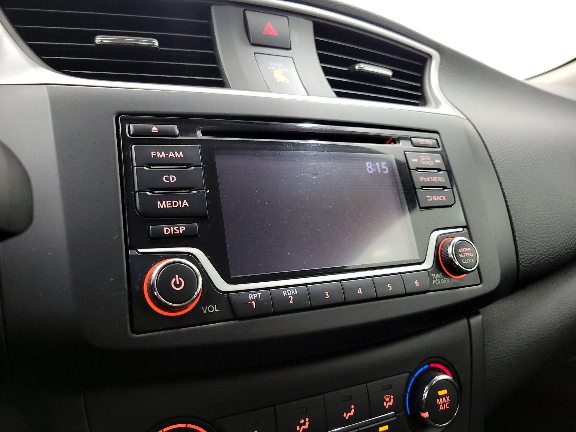 Thumbnail: 2018 Nissan Sentra - 15