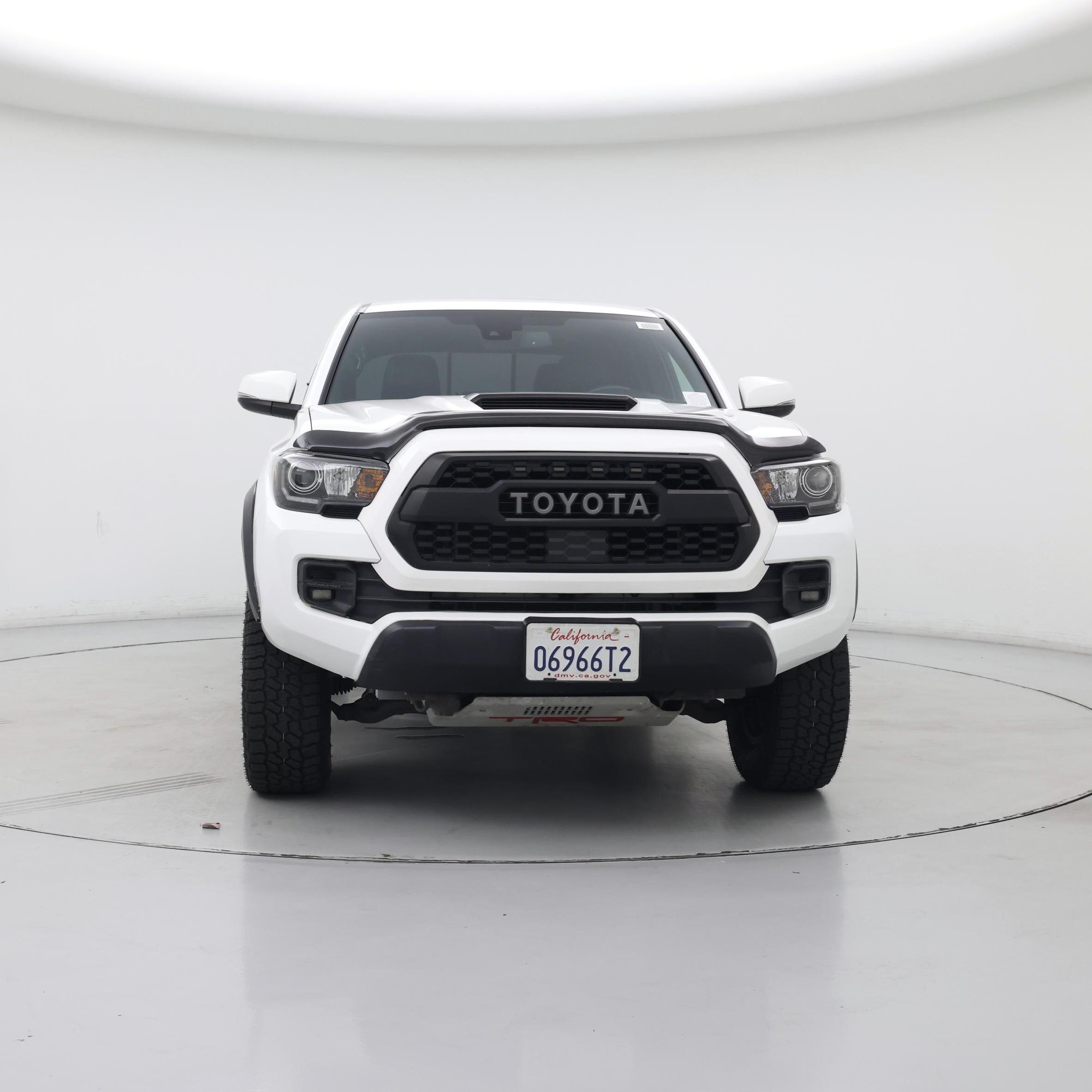 Thumbnail: 2019 Toyota Tacoma - 5